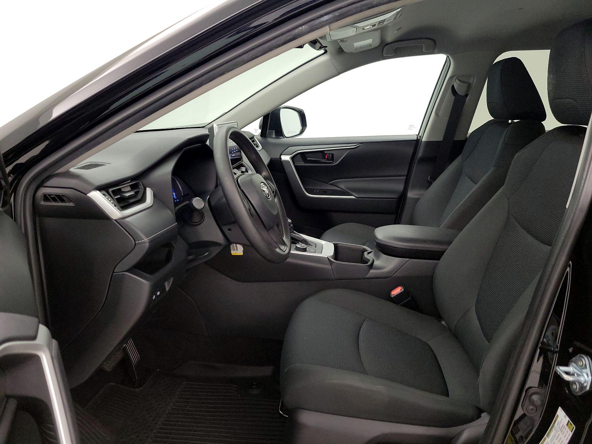 Thumbnail: 2024 Toyota RAV4 - 11