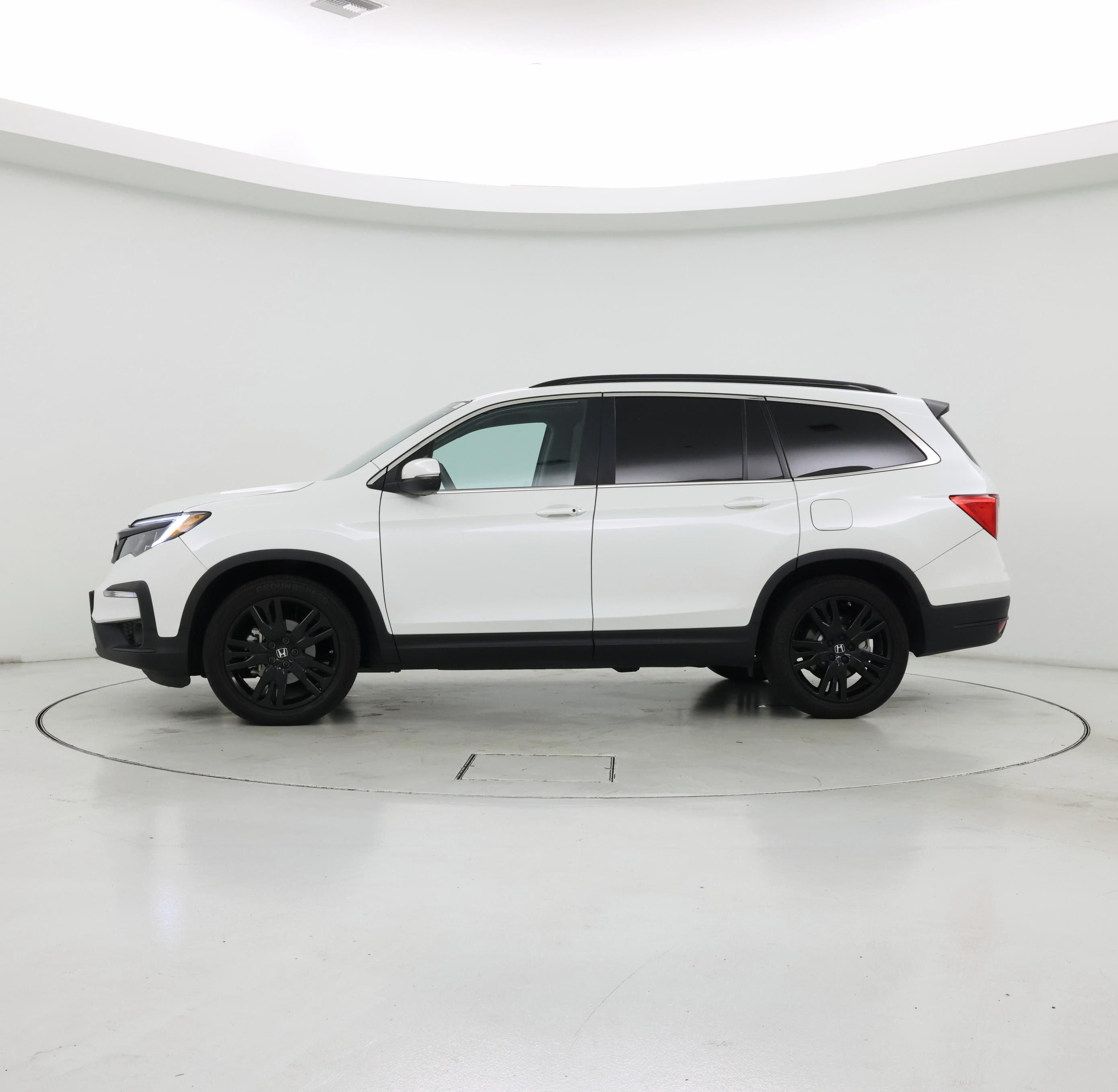 Thumbnail: 2021 Honda Pilot - 3
