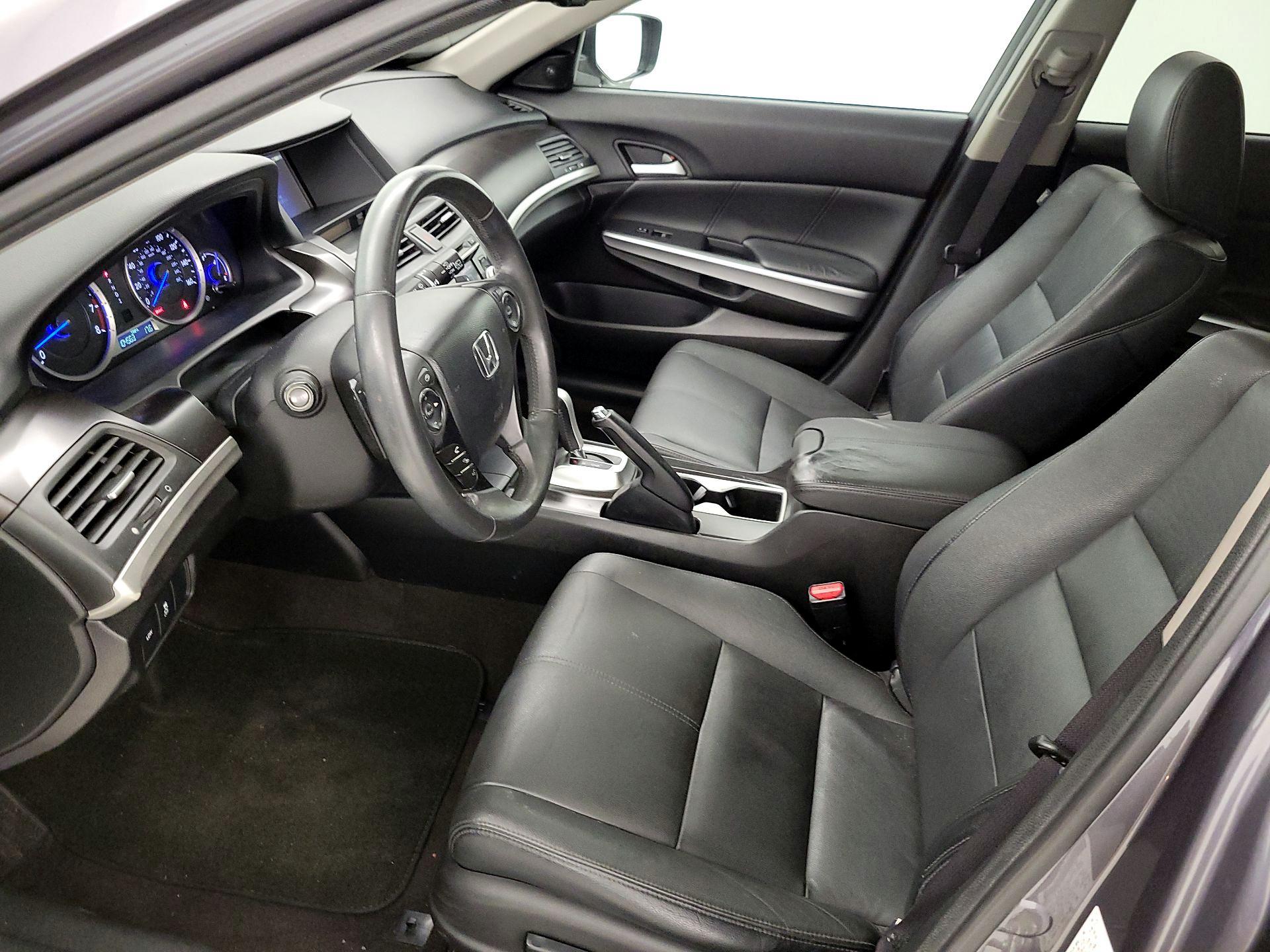 Thumbnail: 2015 Honda Accord Crosstour - 11