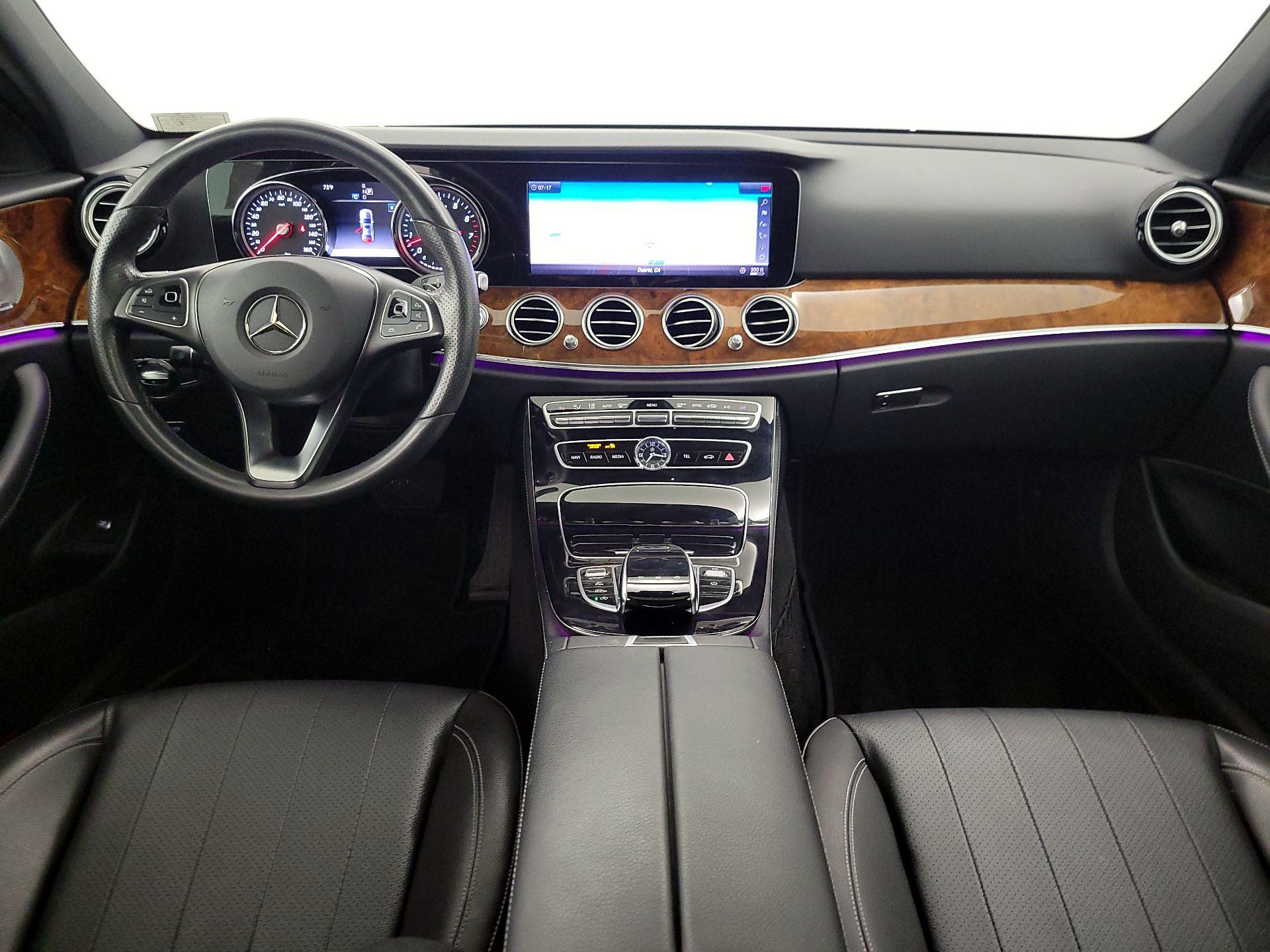 Thumbnail: 2018 Mercedes-Benz E-Class - 9