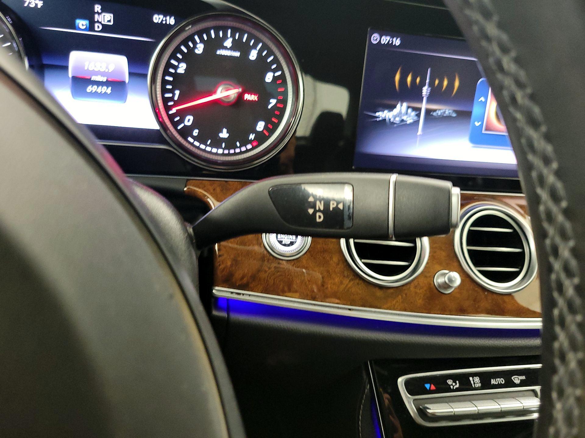 Thumbnail: 2018 Mercedes-Benz E-Class - 18
