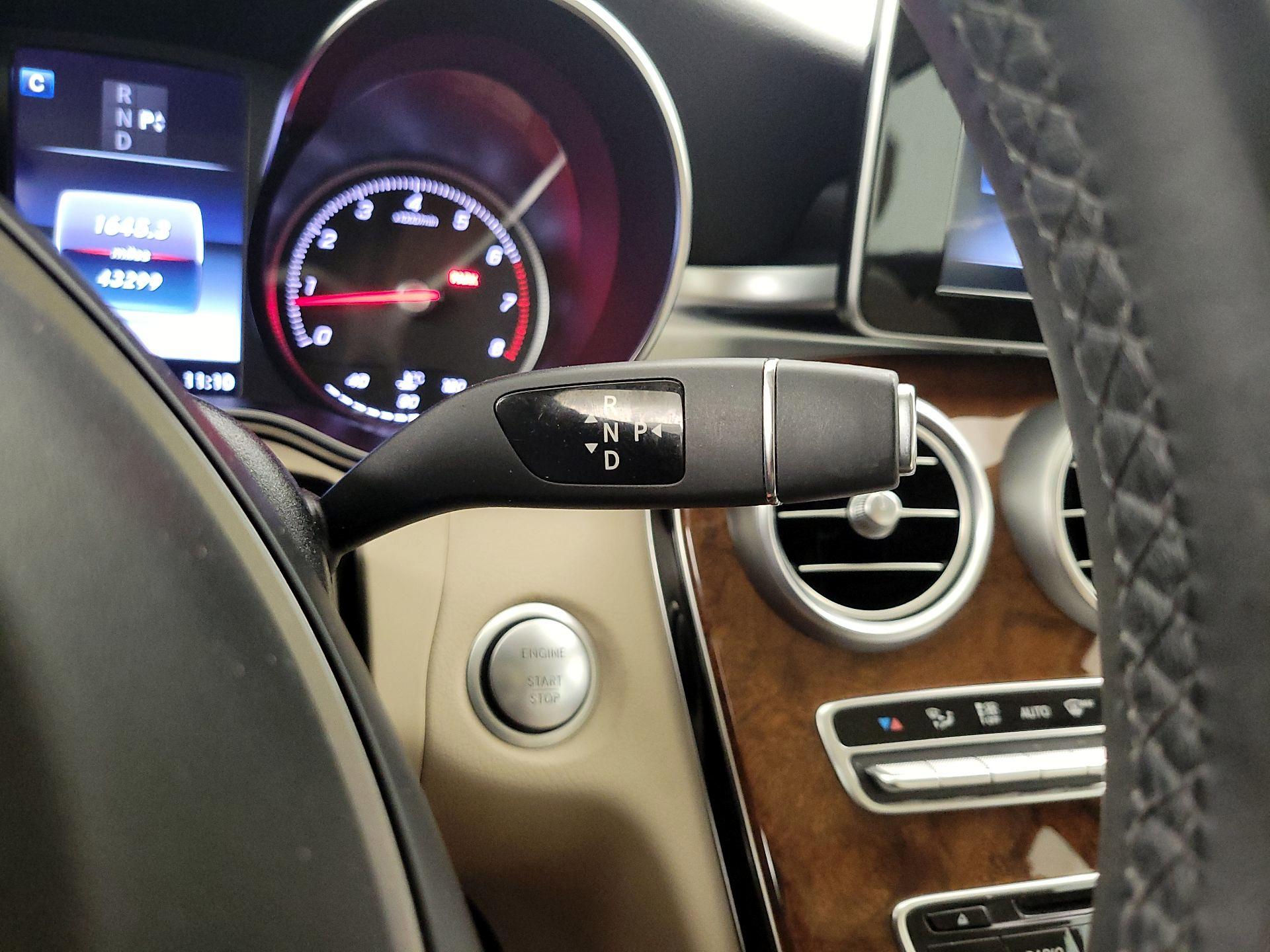 Thumbnail: 2016 Mercedes-Benz C-Class - 17