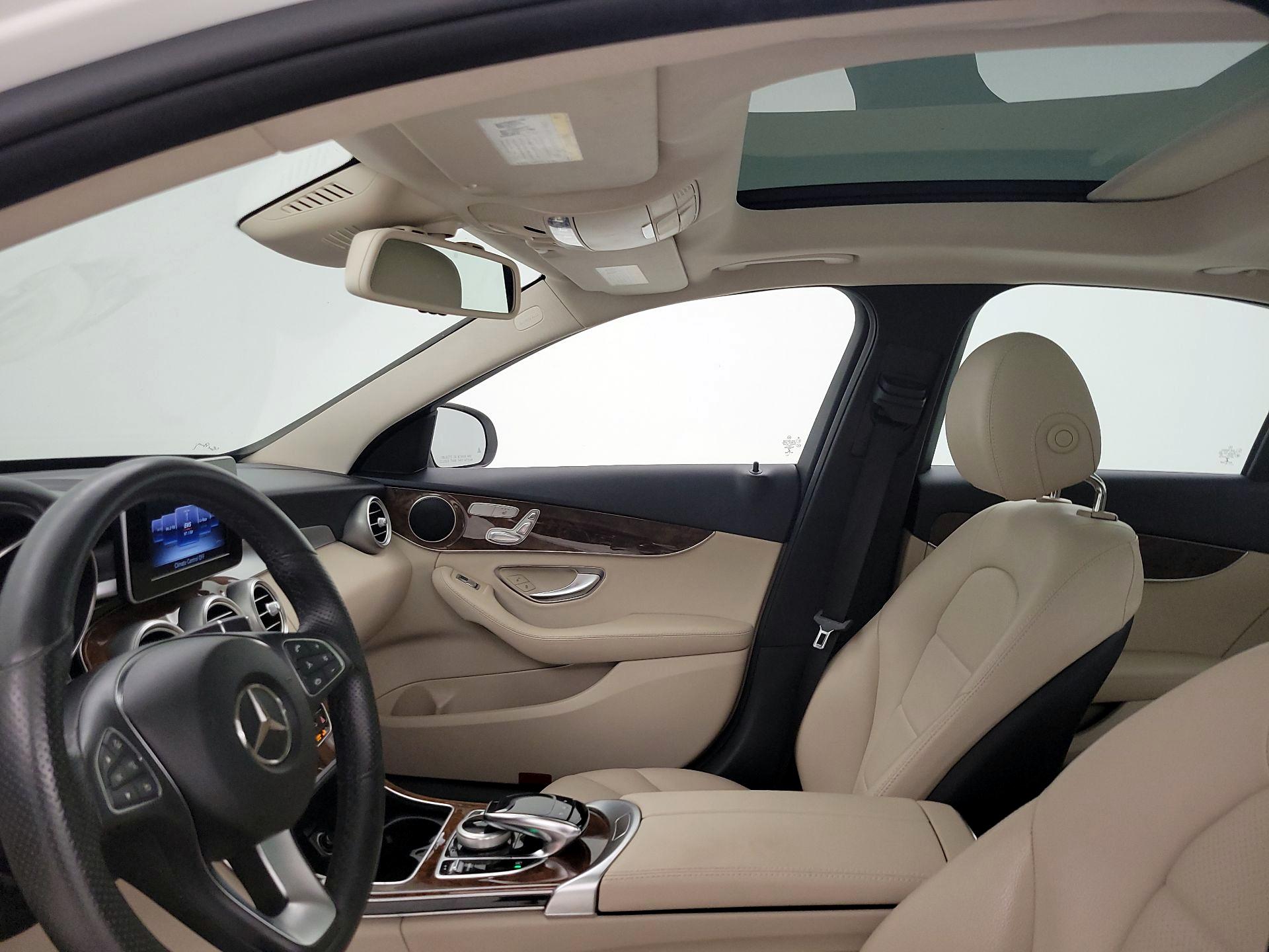 Thumbnail: 2016 Mercedes-Benz C-Class - 18