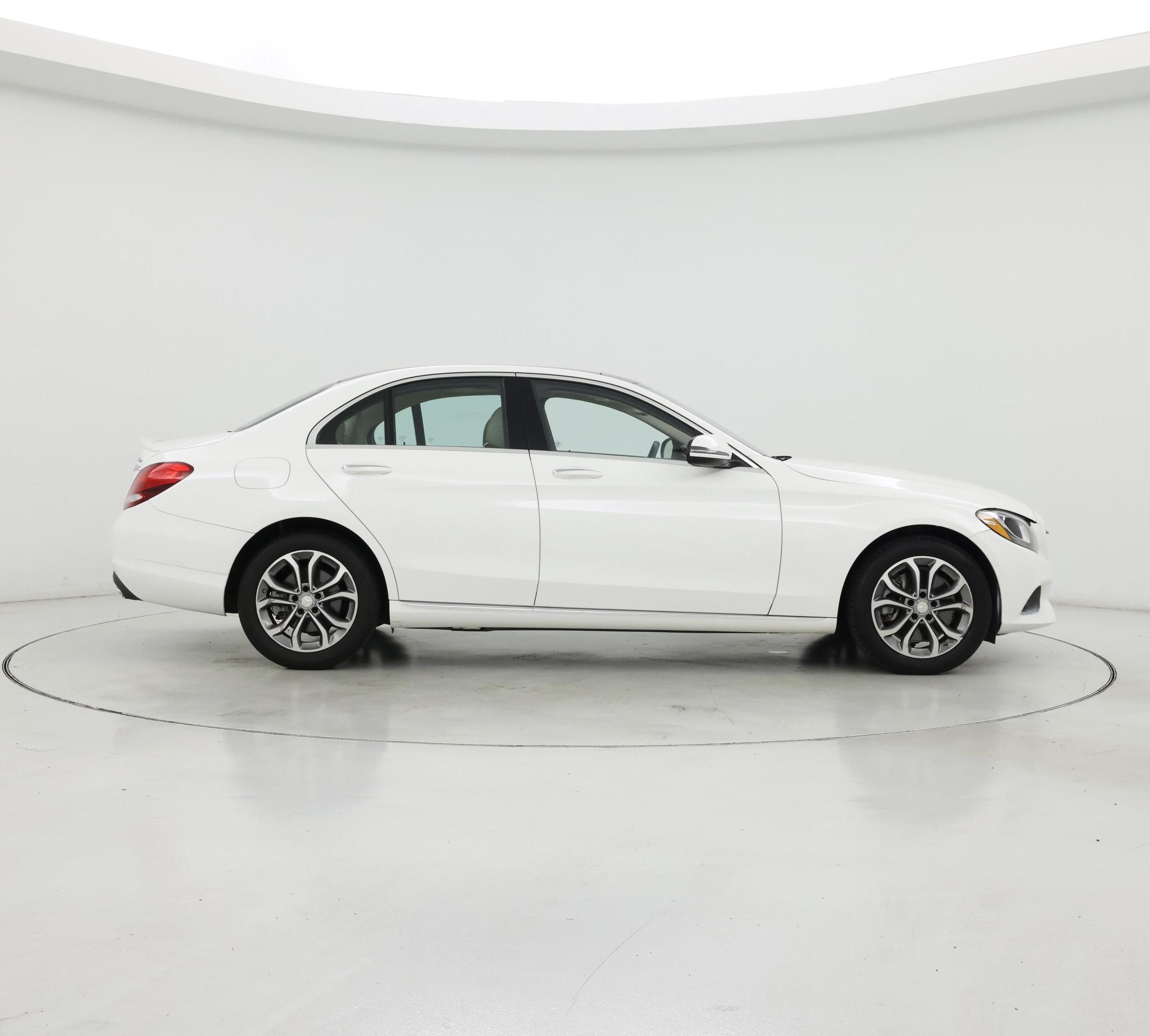 Thumbnail: 2016 Mercedes-Benz C-Class - 7