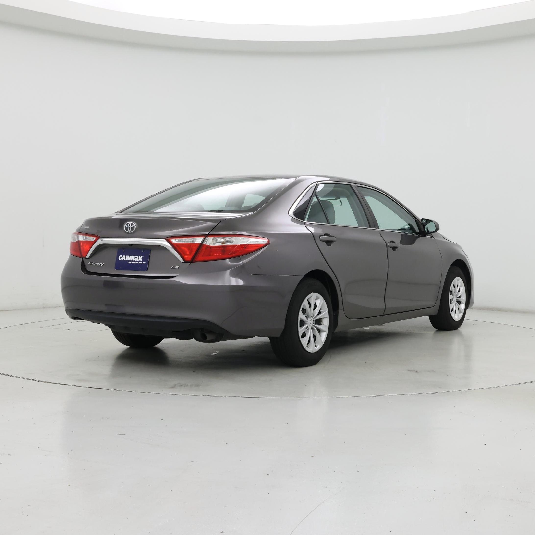 Thumbnail: 2015 Toyota Camry - 8