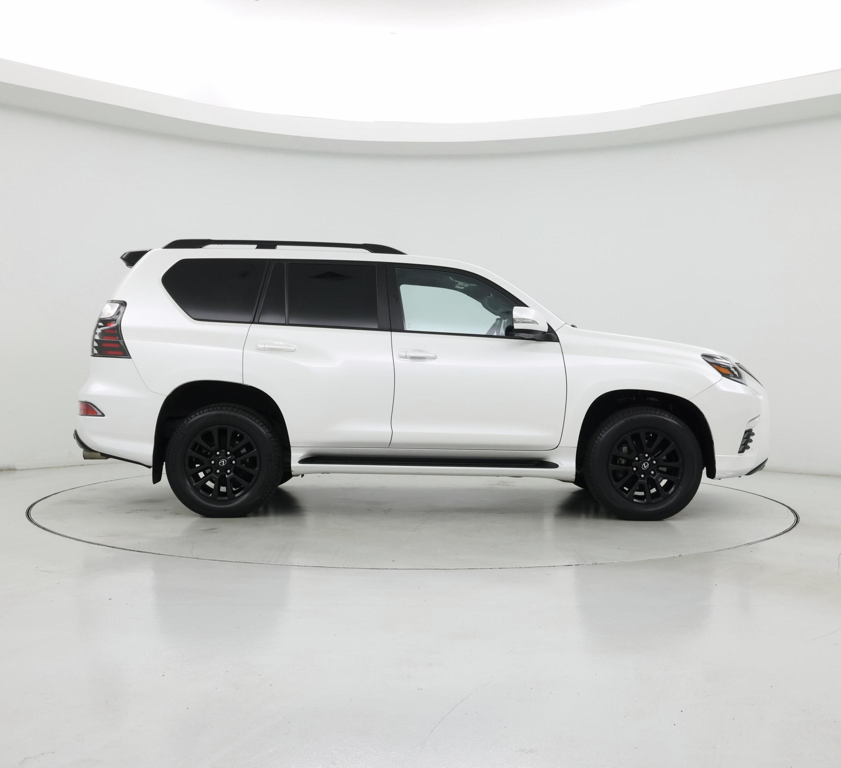 Thumbnail: 2023 Lexus GX - 7