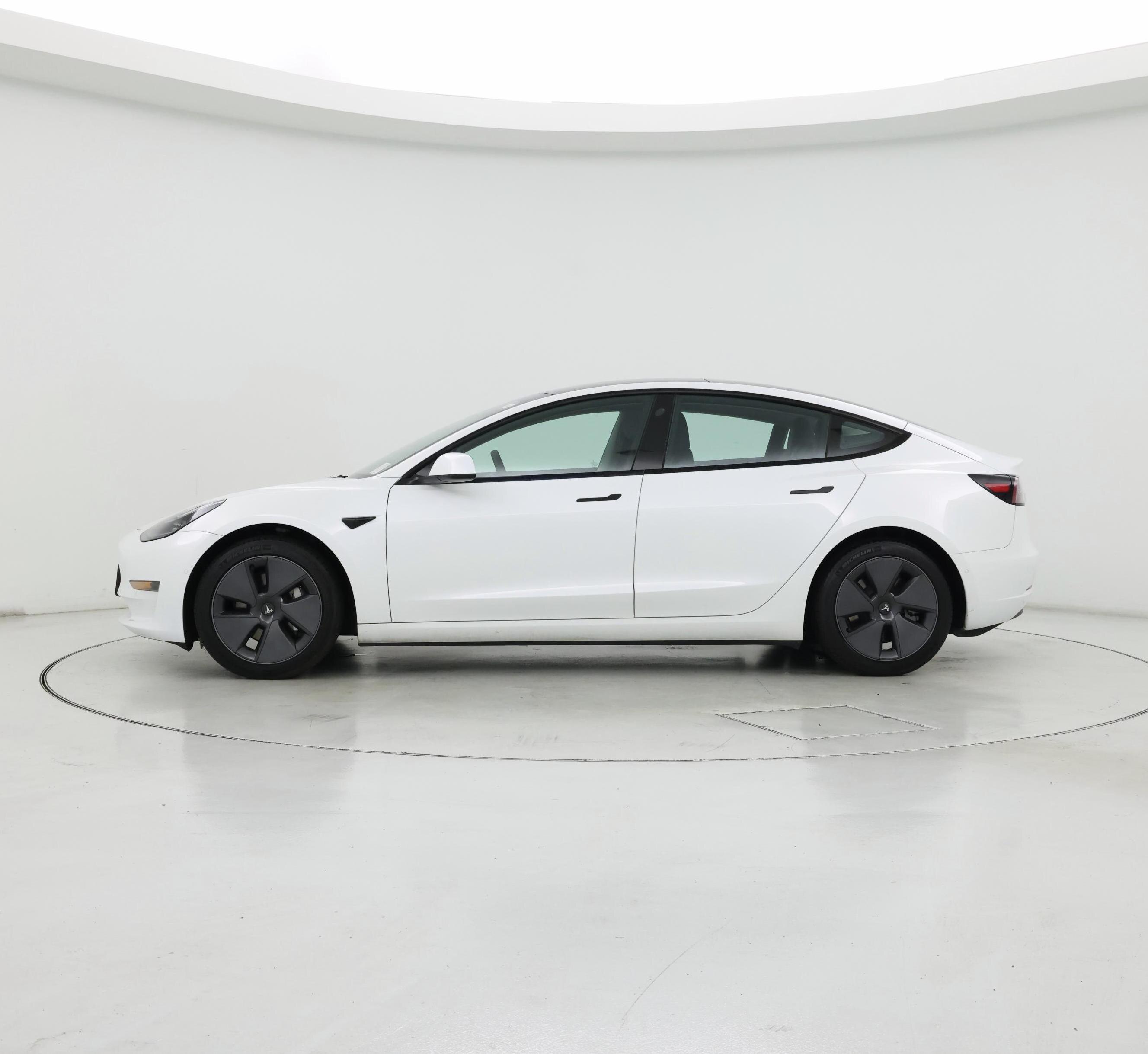 Thumbnail: 2021 Tesla Model 3 - 3