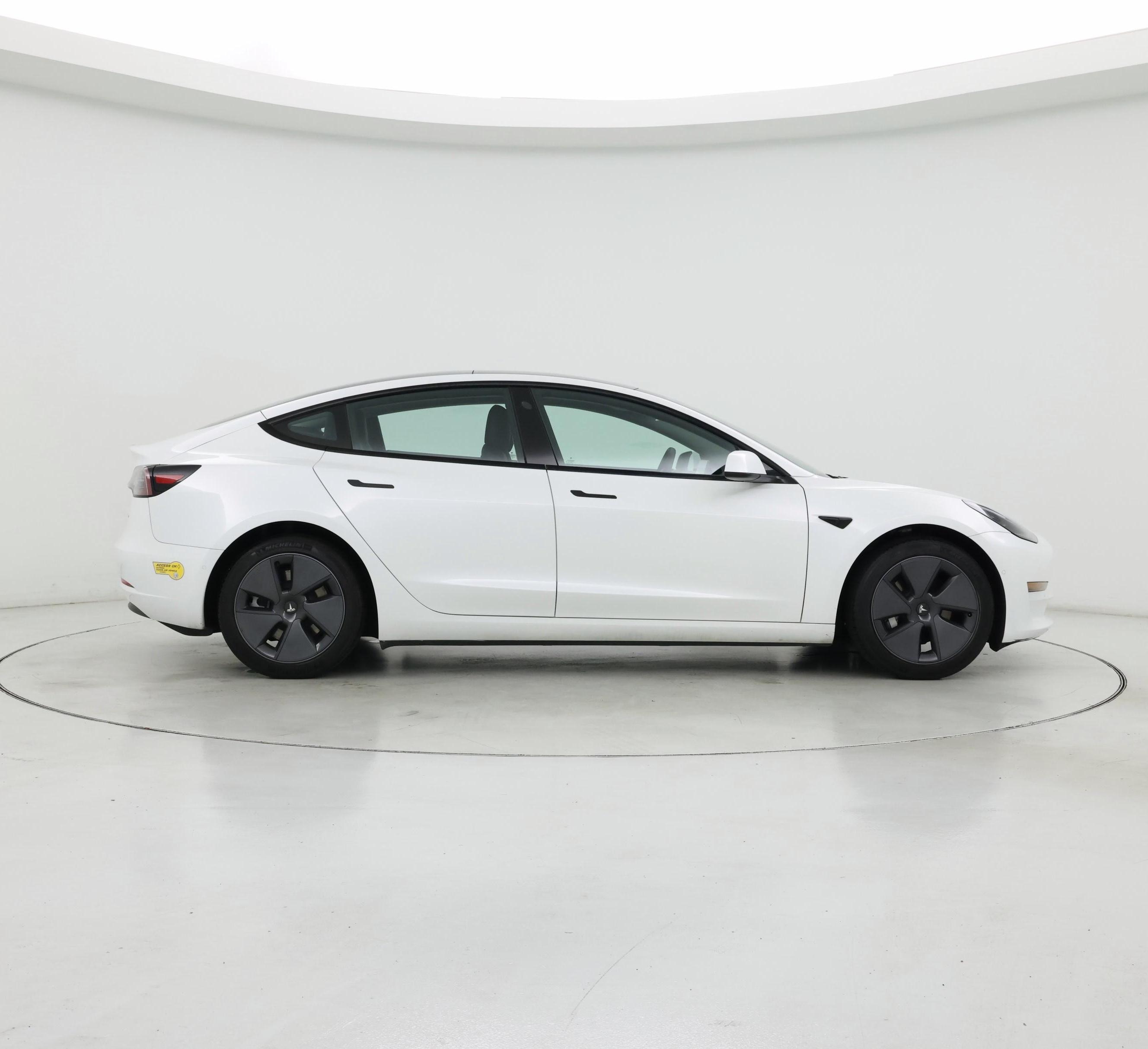 Thumbnail: 2021 Tesla Model 3 - 7