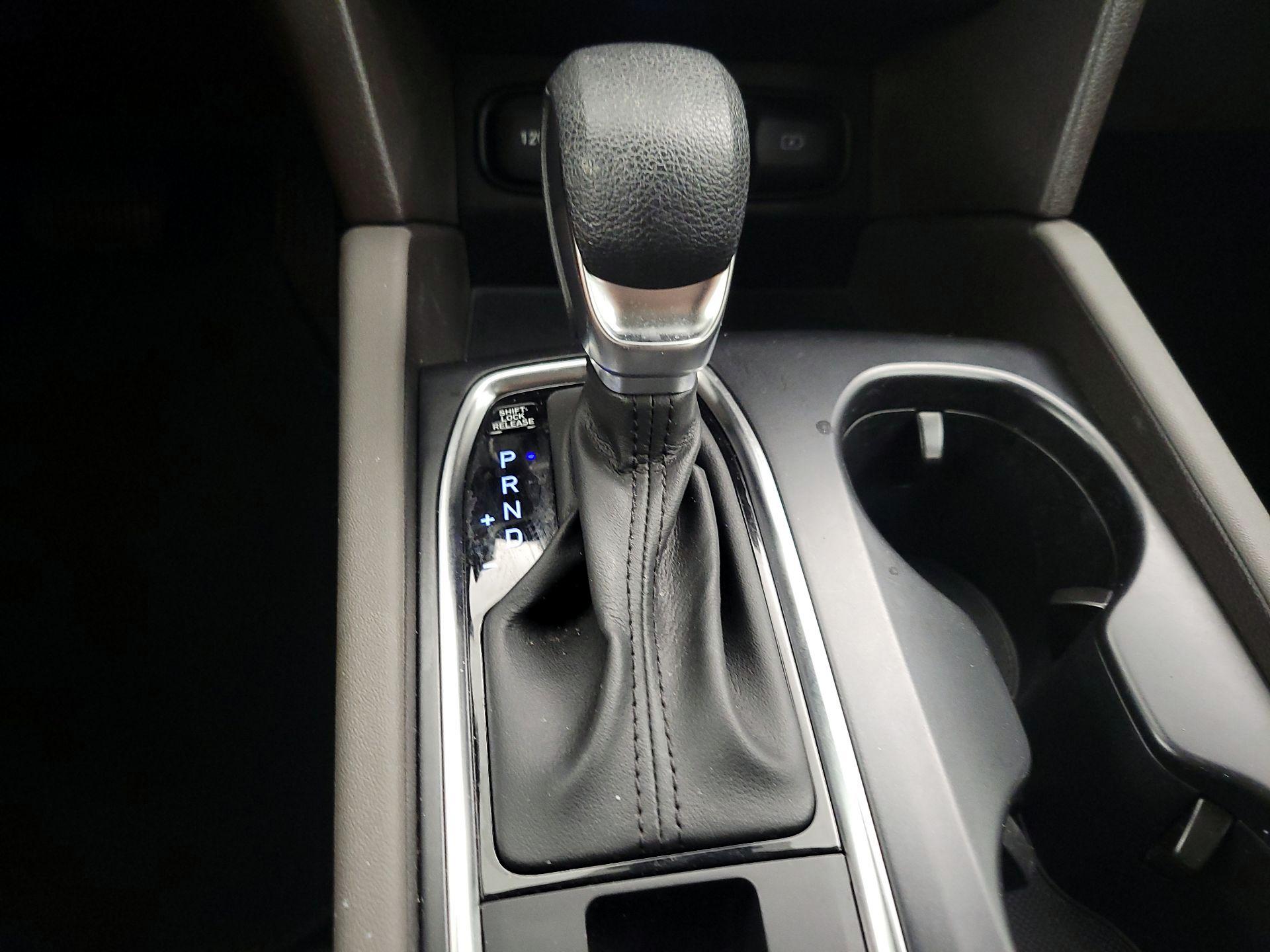 Thumbnail: 2020 Hyundai Santa Fe - 17