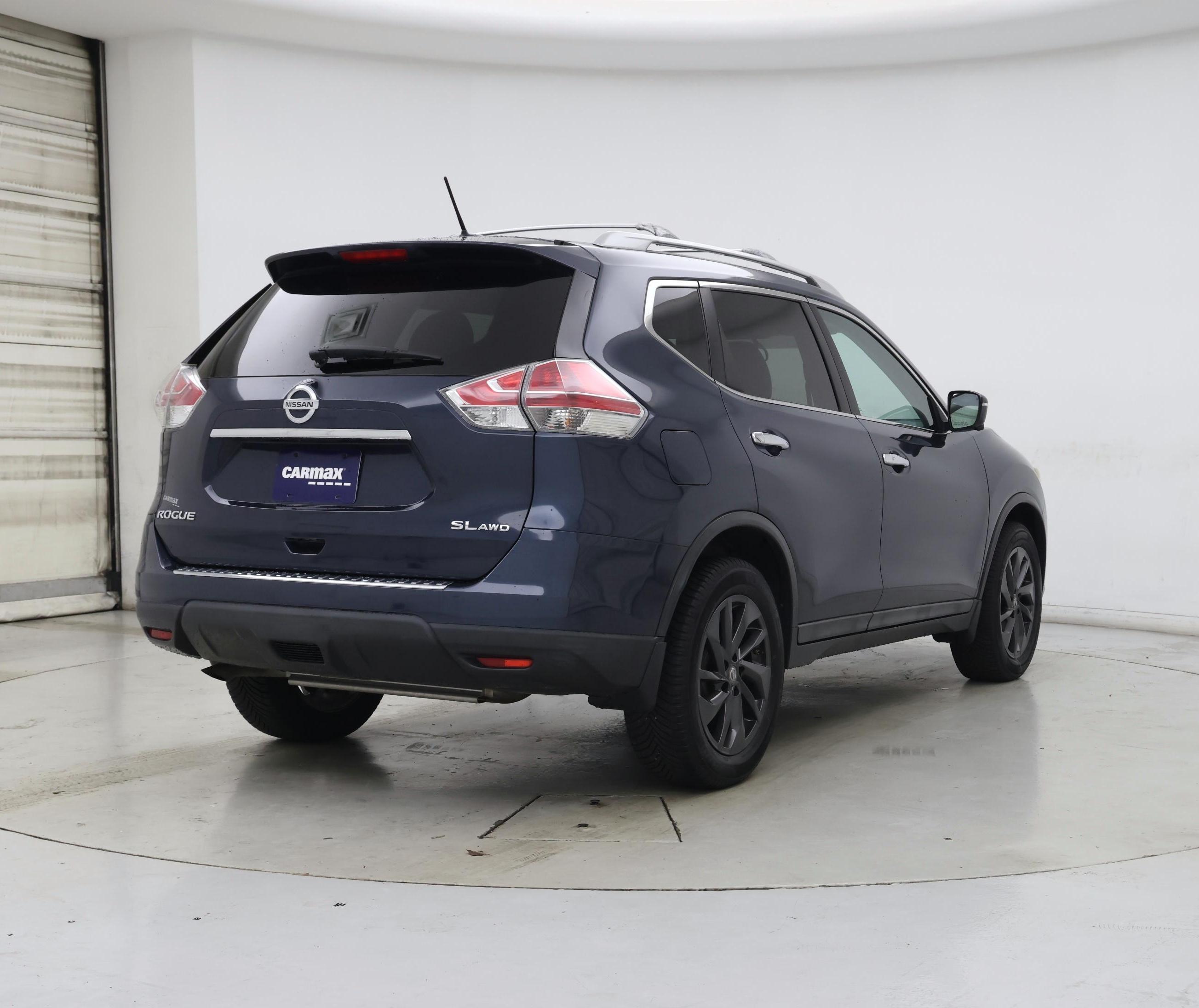 Thumbnail: 2015 Nissan Rogue - 8