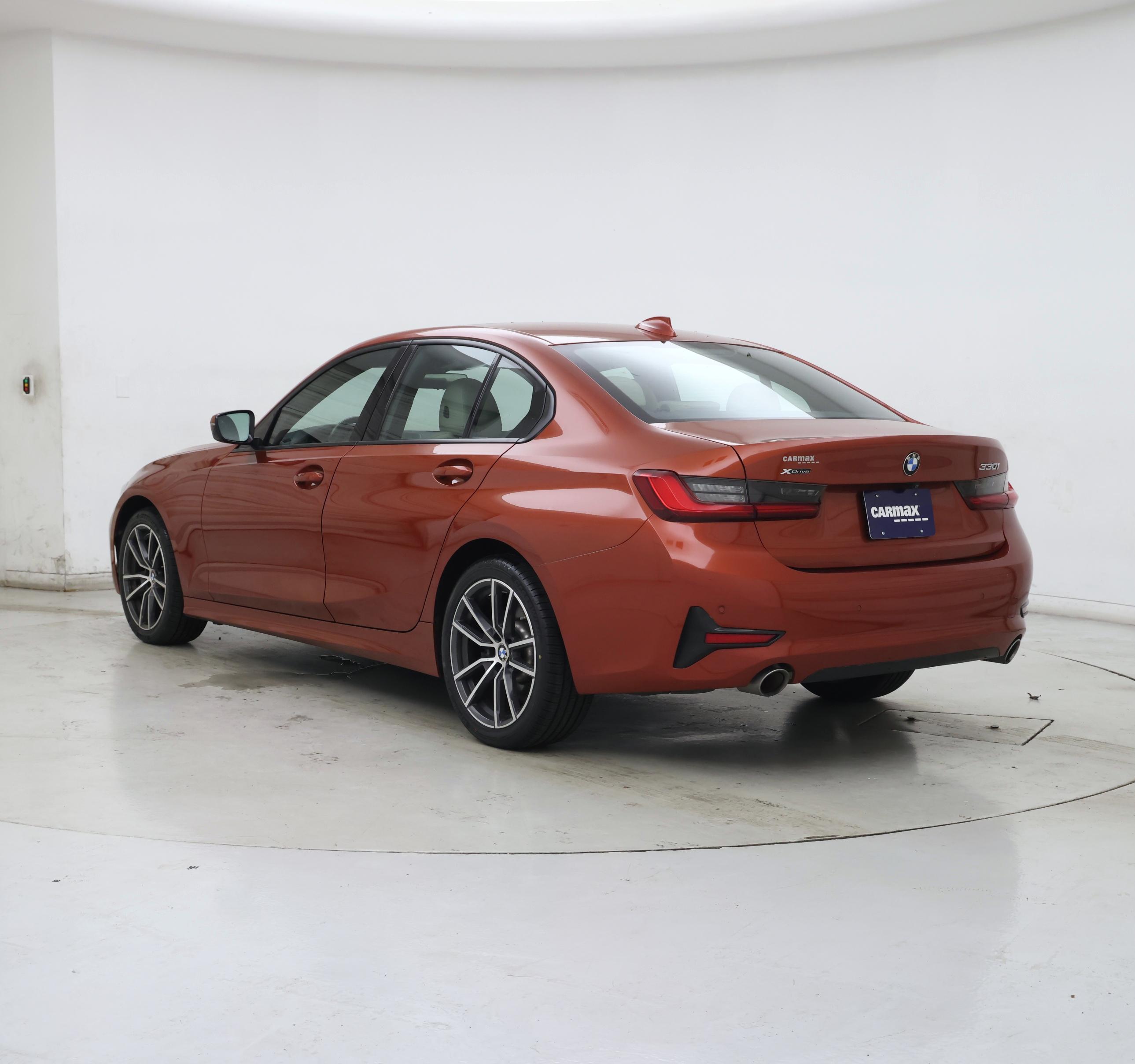 Thumbnail: 2020 BMW 3 Series - 2