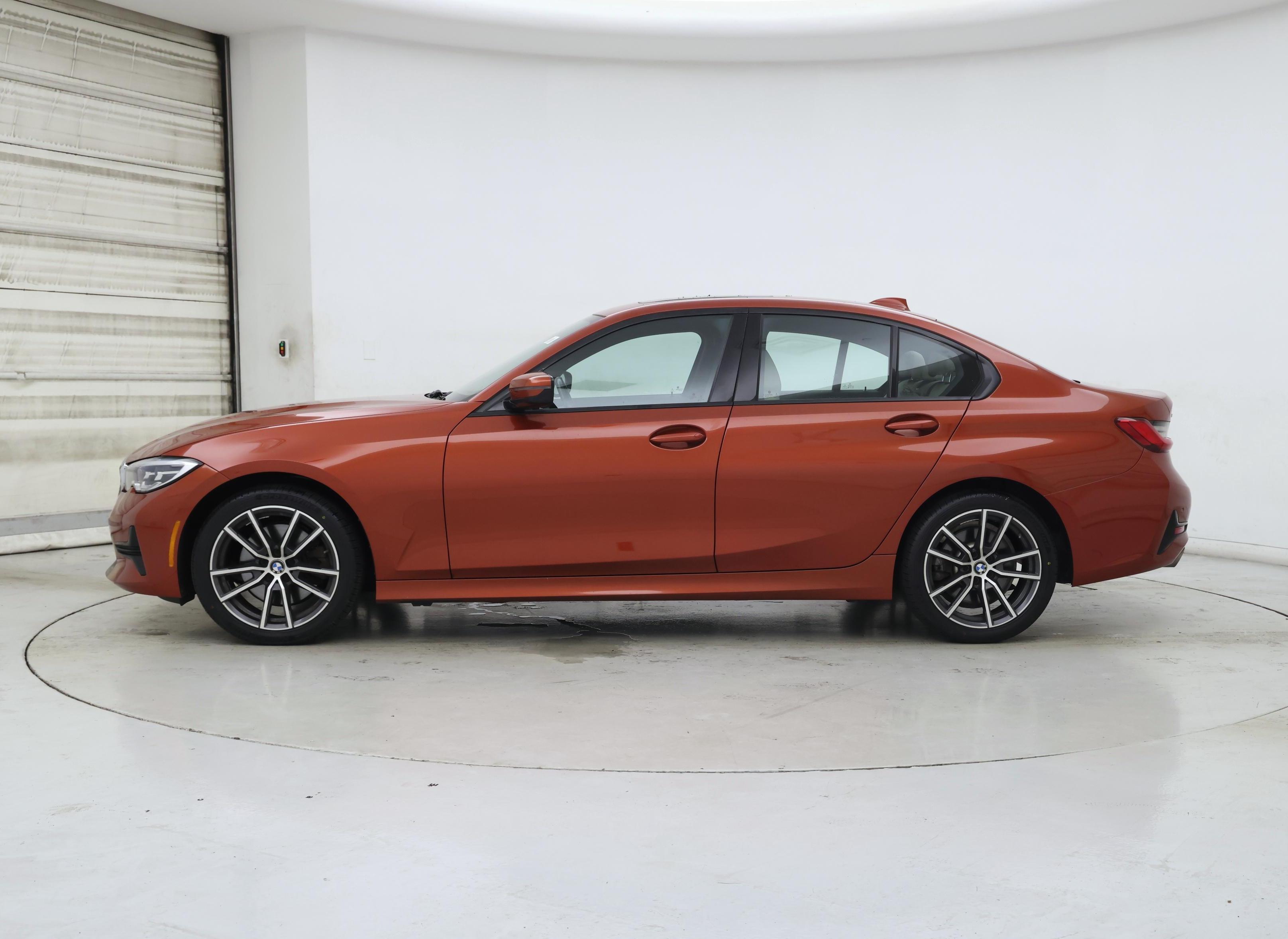 Thumbnail: 2020 BMW 3 Series - 3