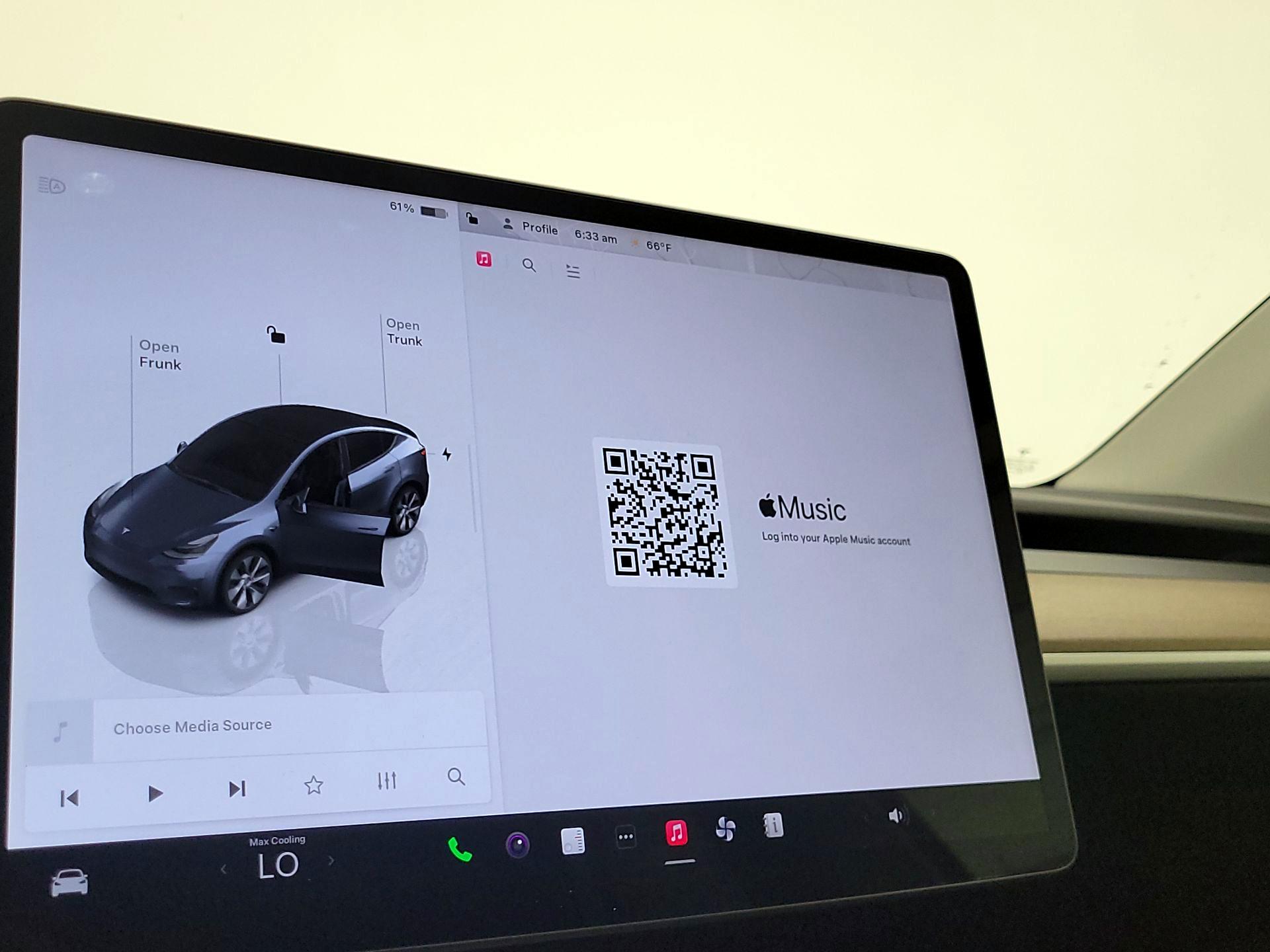 Thumbnail: 2023 Tesla Model Y - 14