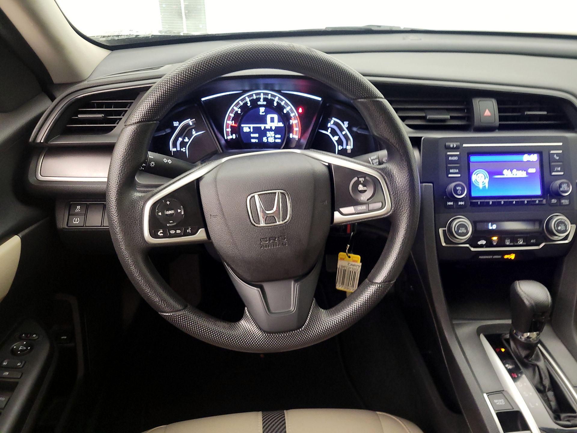 Thumbnail: 2016 Honda Civic - 10
