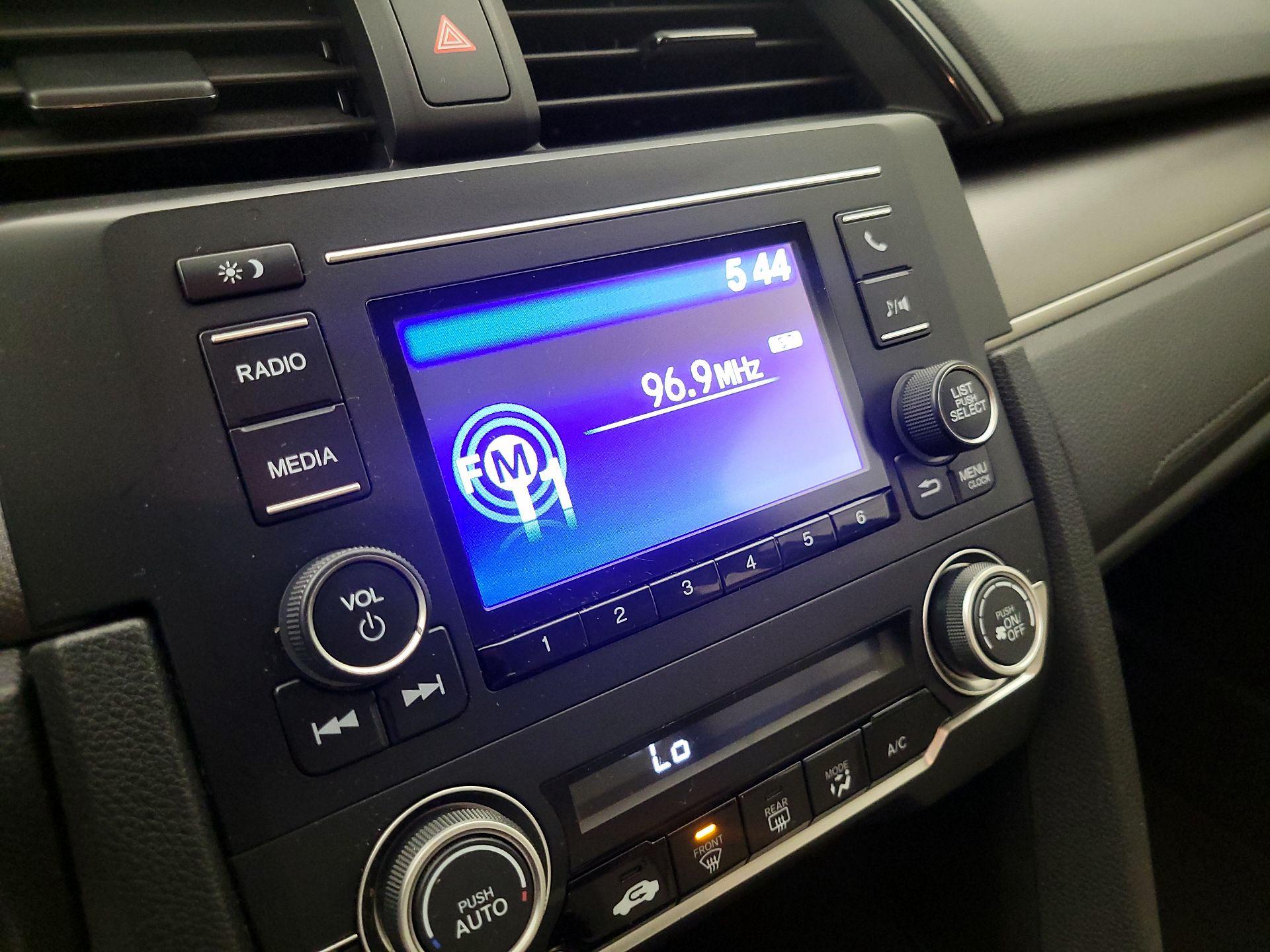 Thumbnail: 2016 Honda Civic - 15