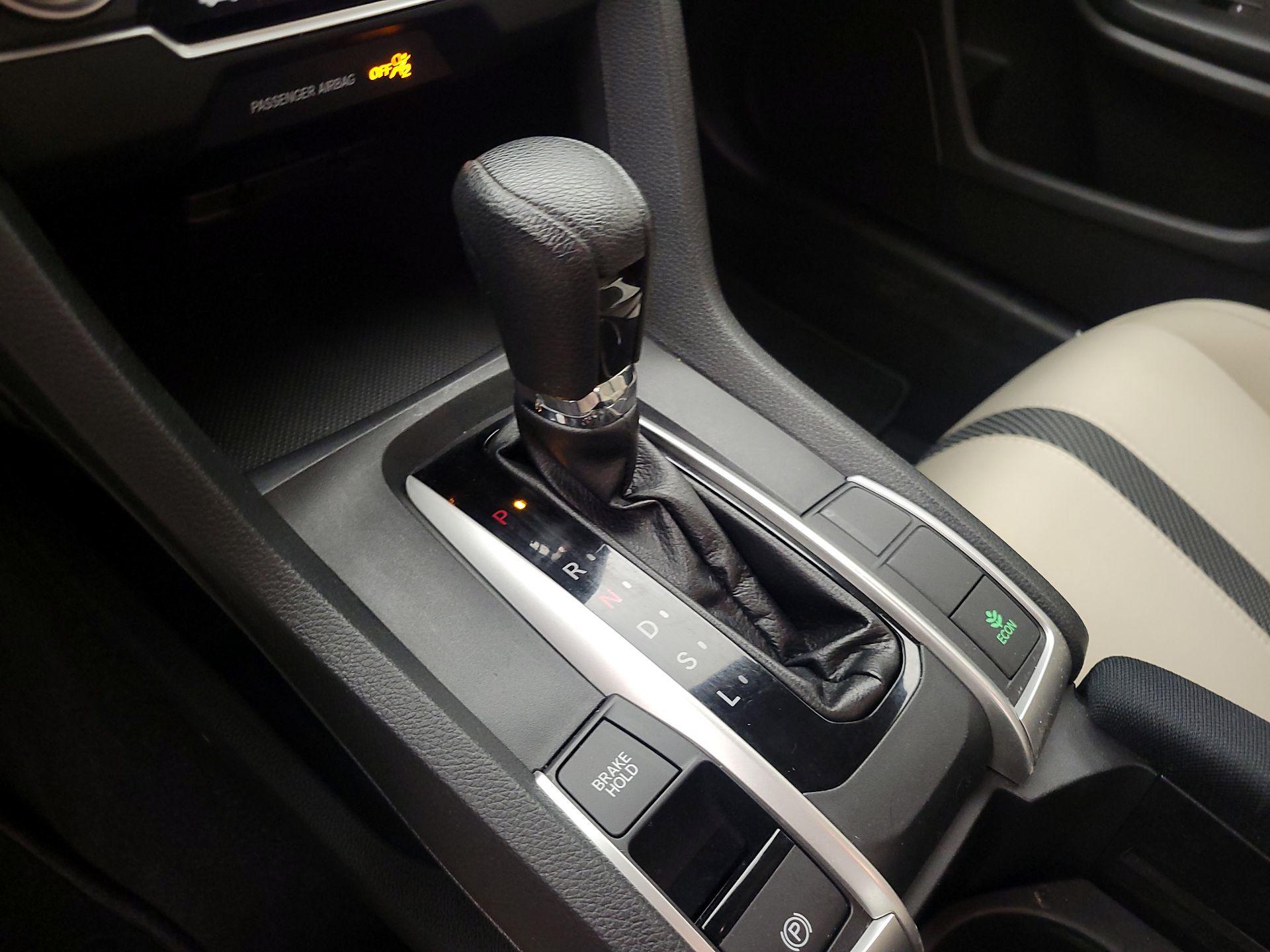 Thumbnail: 2016 Honda Civic - 17