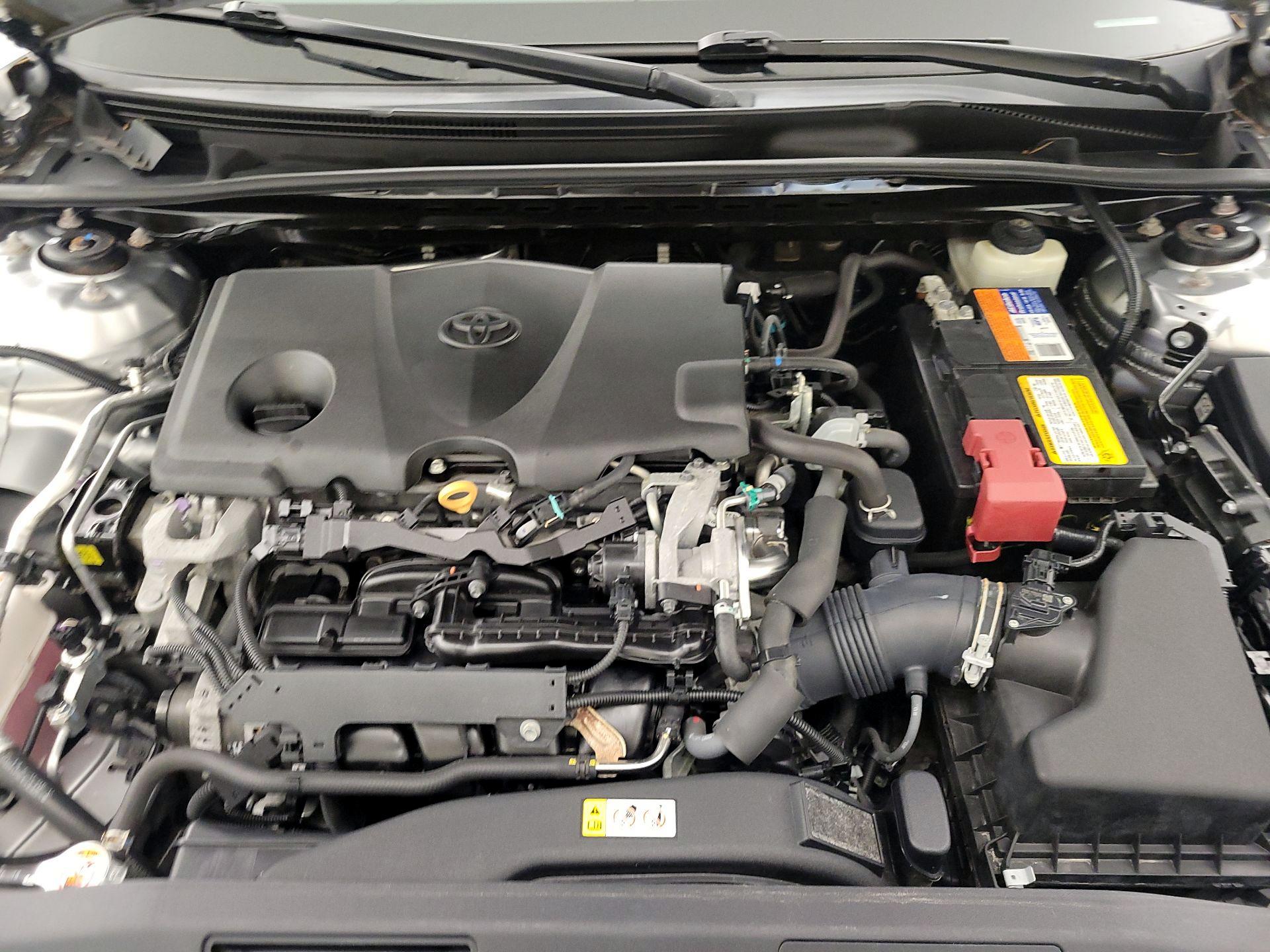 Thumbnail: 2018 Toyota Camry - 19