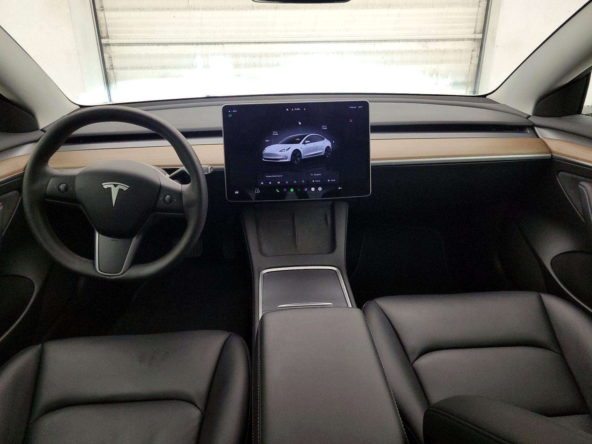Thumbnail: 2023 Tesla Model 3 - 9