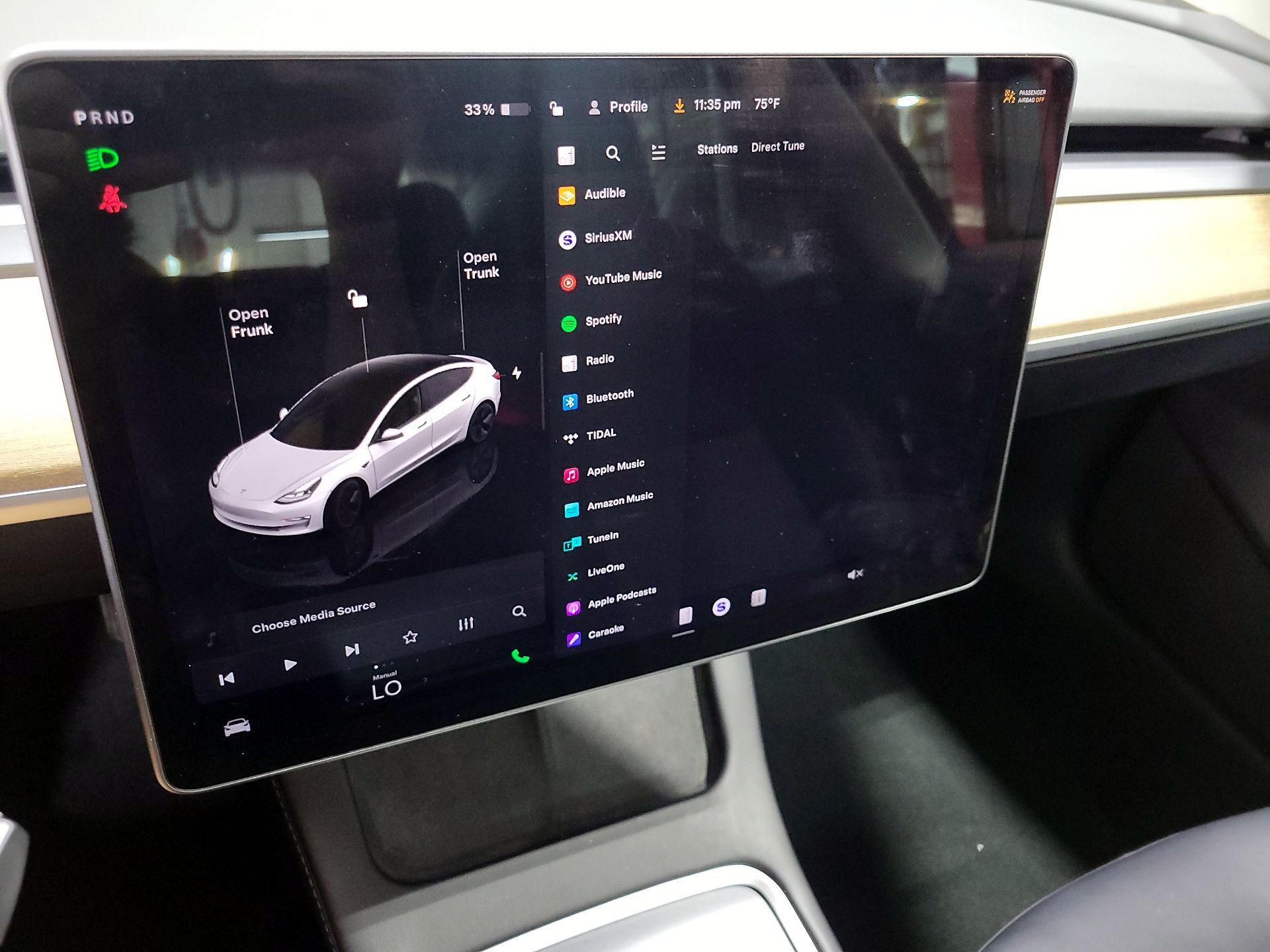 Thumbnail: 2023 Tesla Model 3 - 15