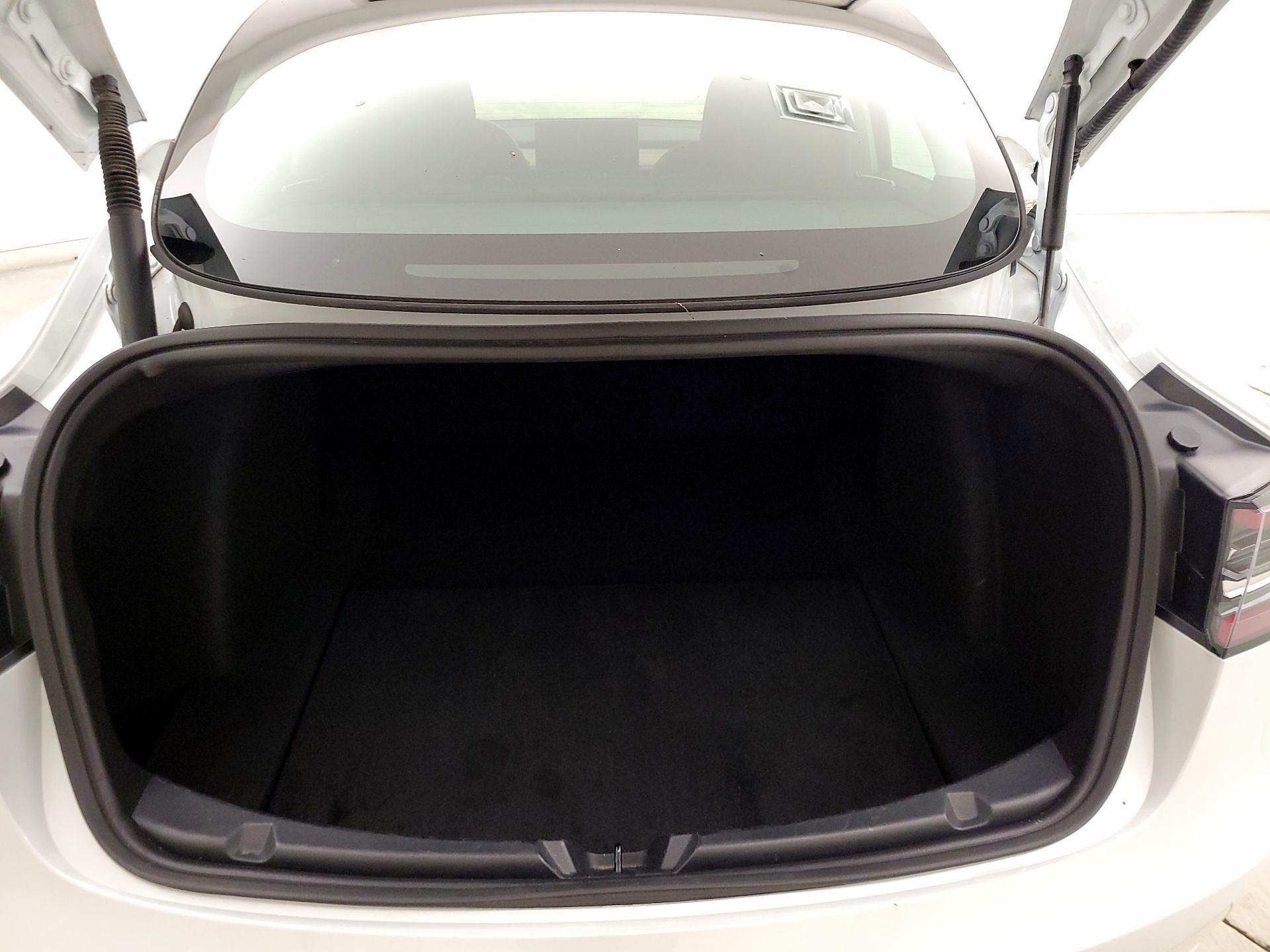 Thumbnail: 2023 Tesla Model 3 - 20
