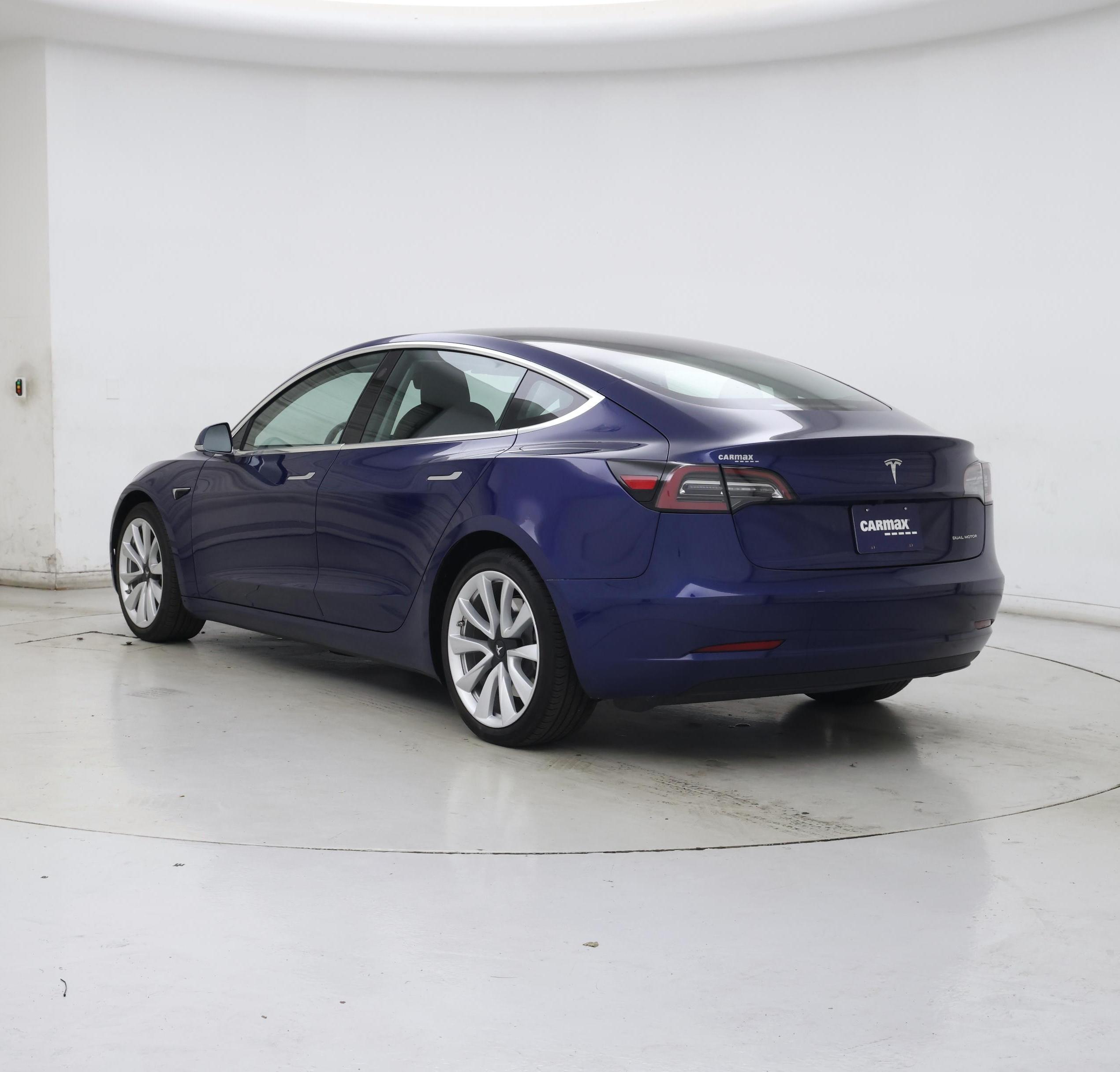 Thumbnail: 2019 Tesla Model 3 - 2