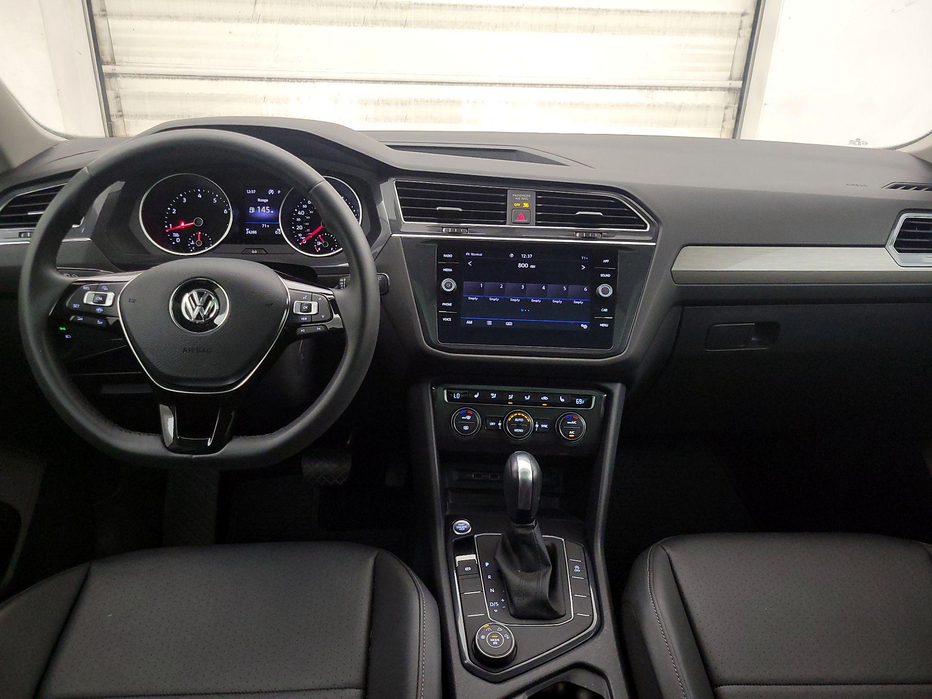 Thumbnail: 2020 Volkswagen Tiguan - 9