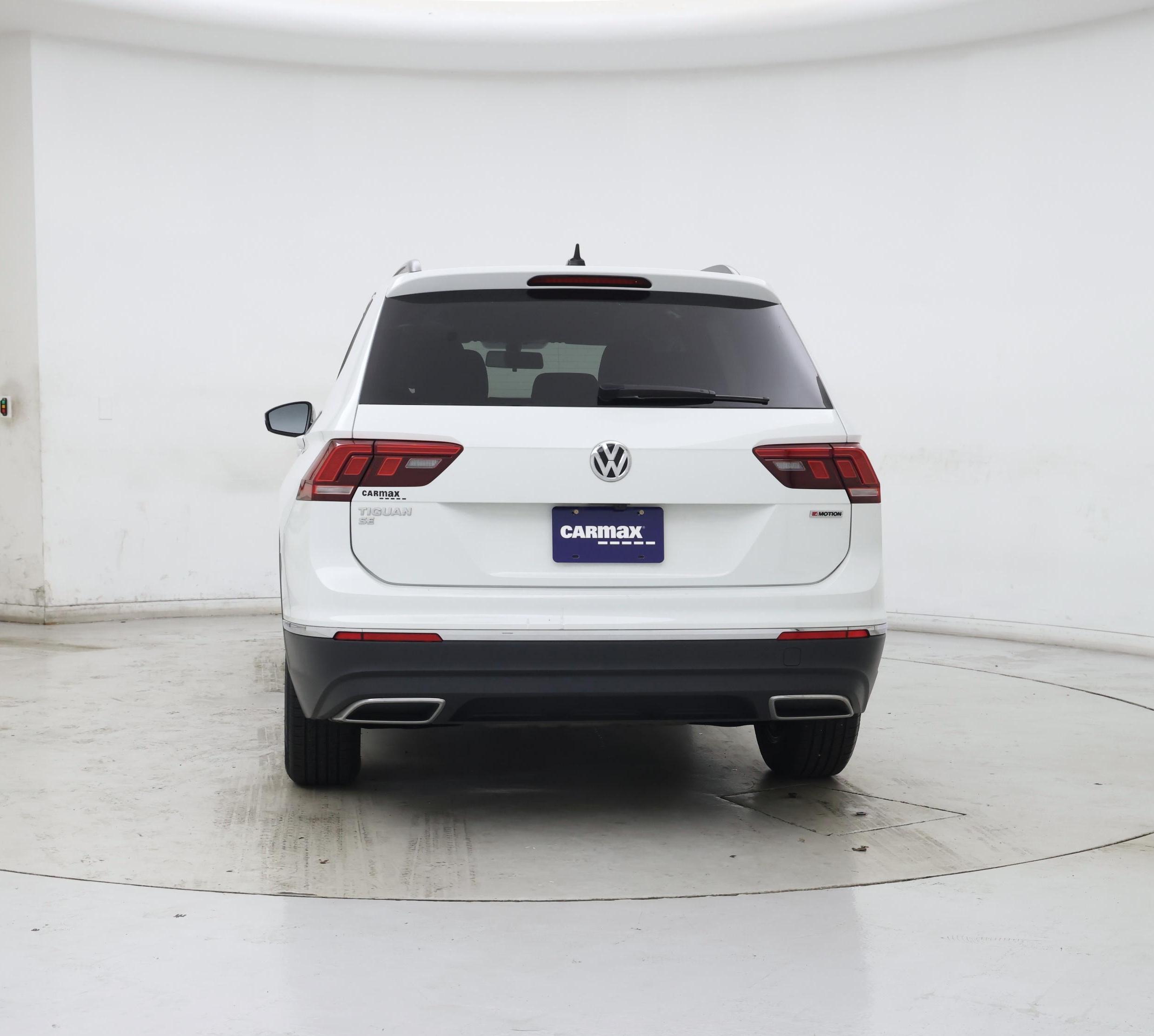 Thumbnail: 2020 Volkswagen Tiguan - 6
