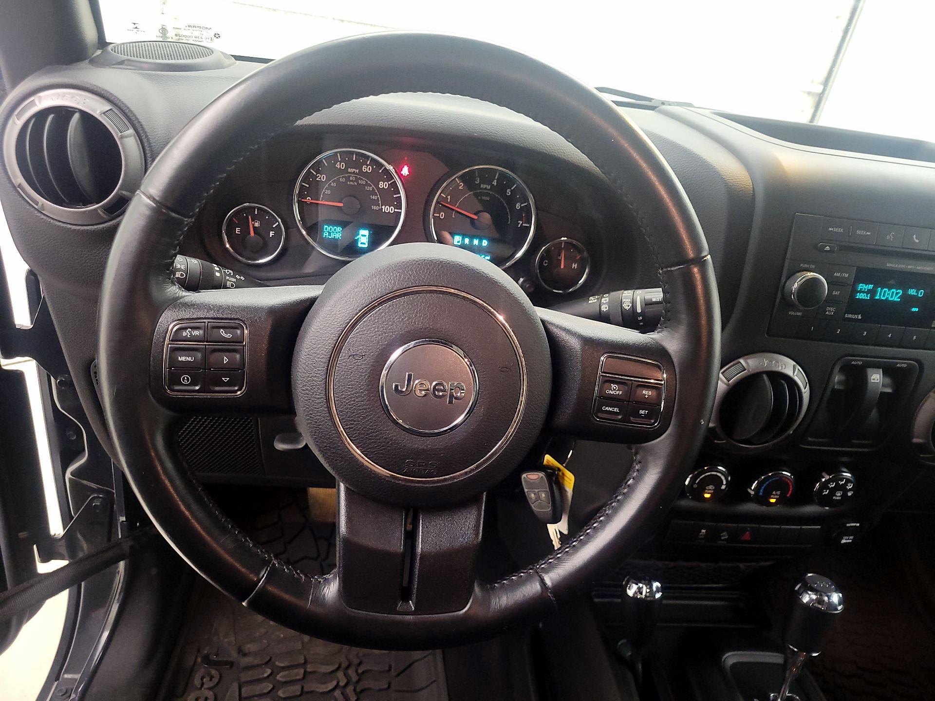 Thumbnail: 2017 Jeep Wrangler - 10