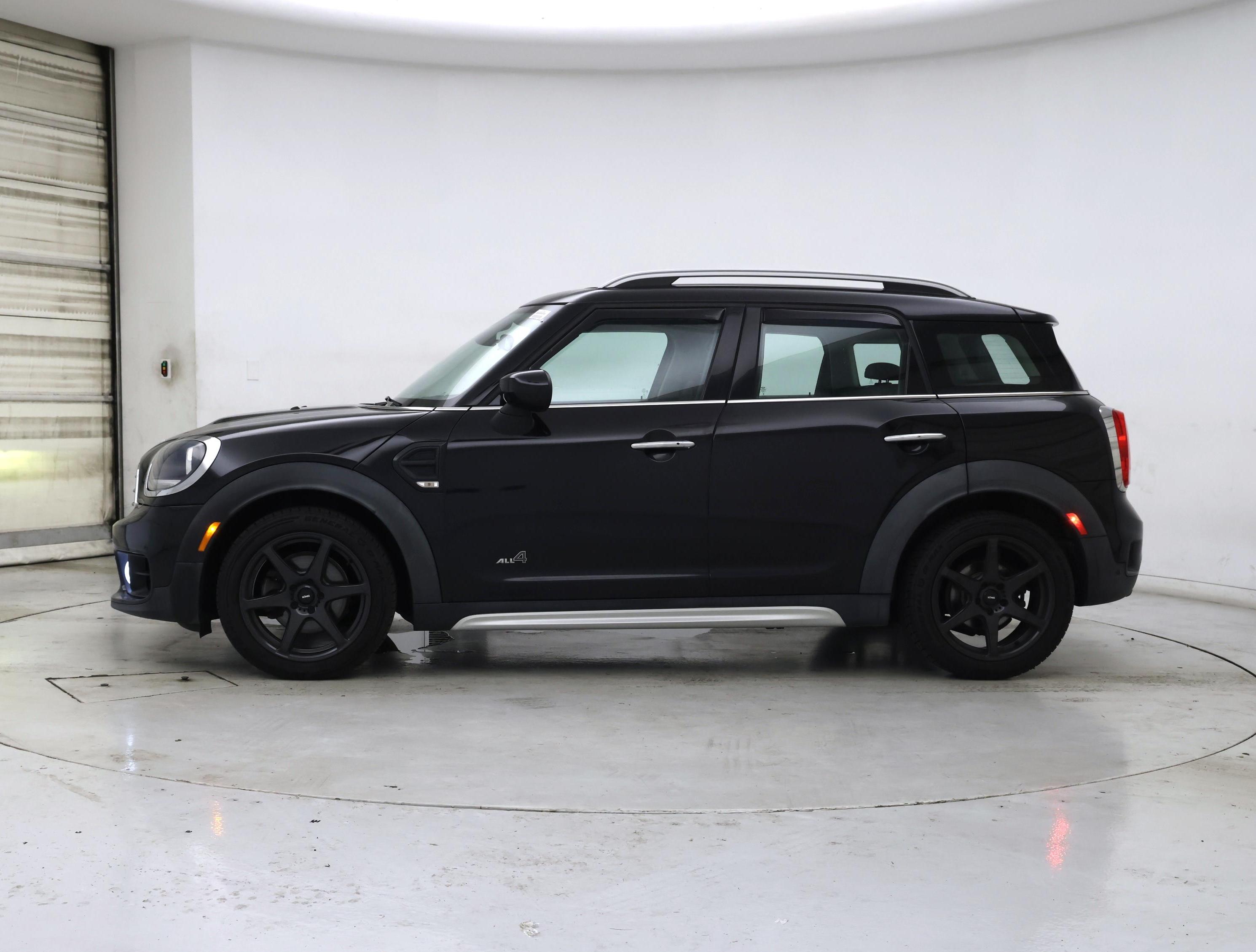 Thumbnail: 2020 MINI Cooper Countryman - 3