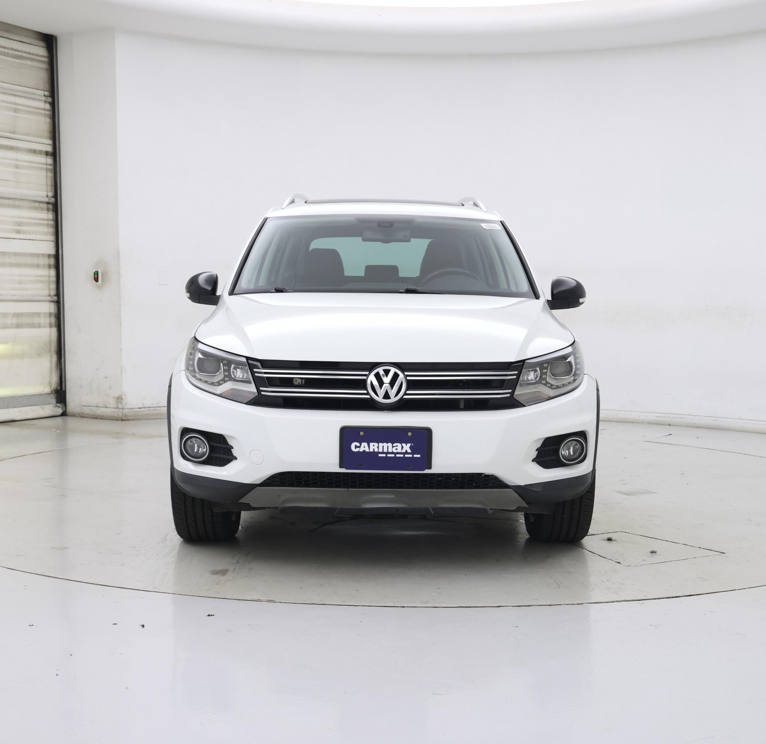 Thumbnail: 2017 Volkswagen Tiguan - 5