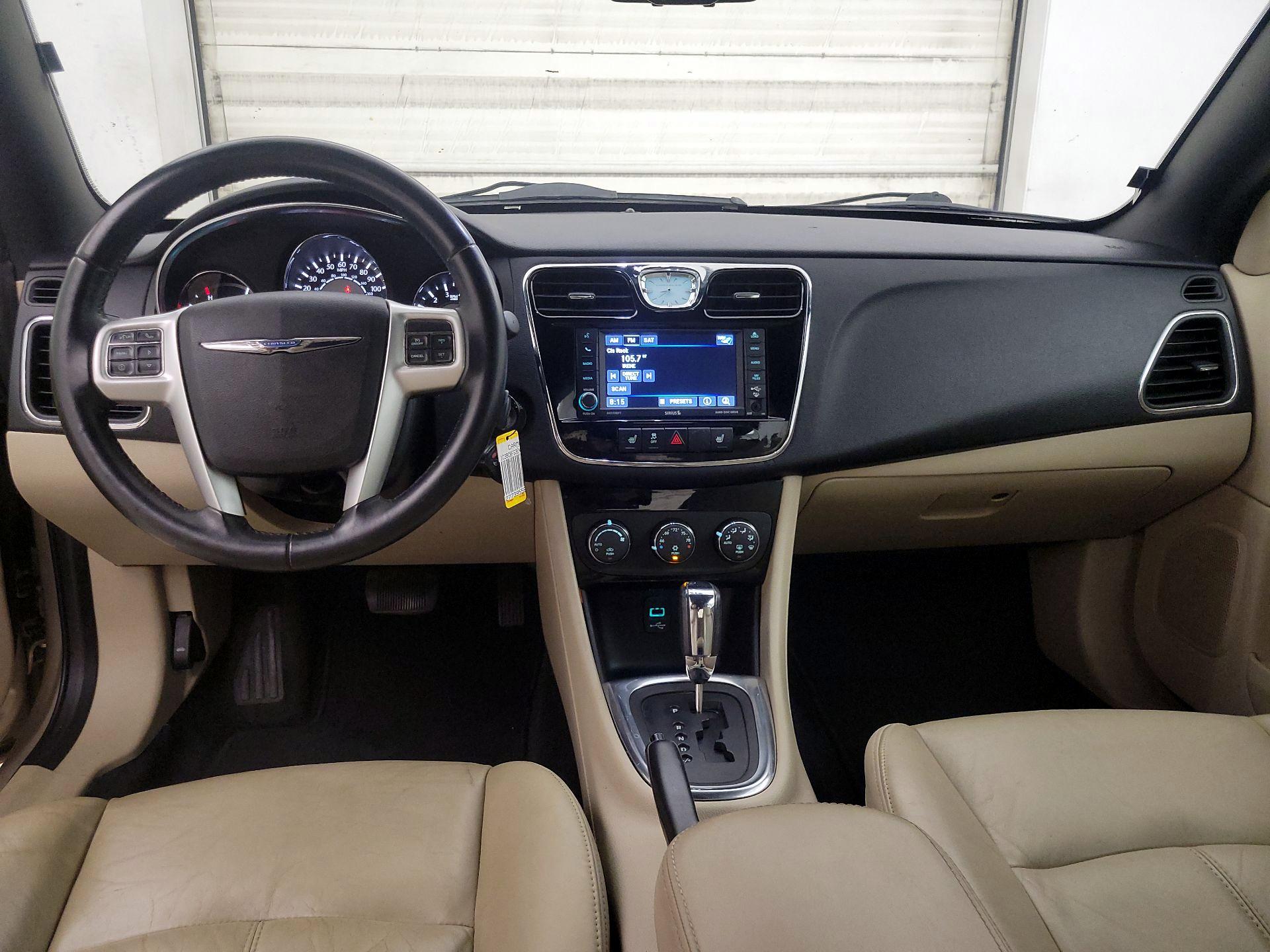 Thumbnail: 2014 Chrysler 200 - 8