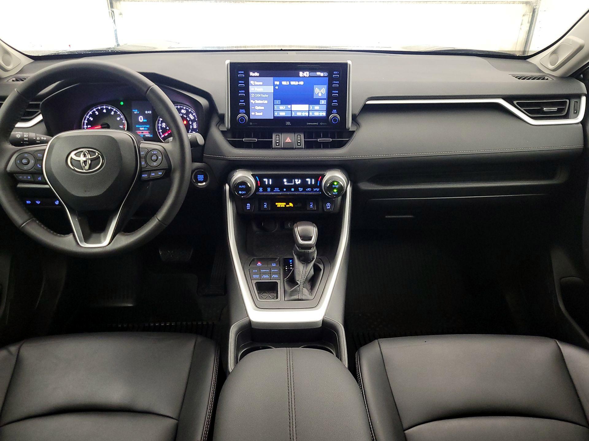Thumbnail: 2021 Toyota RAV4 - 8