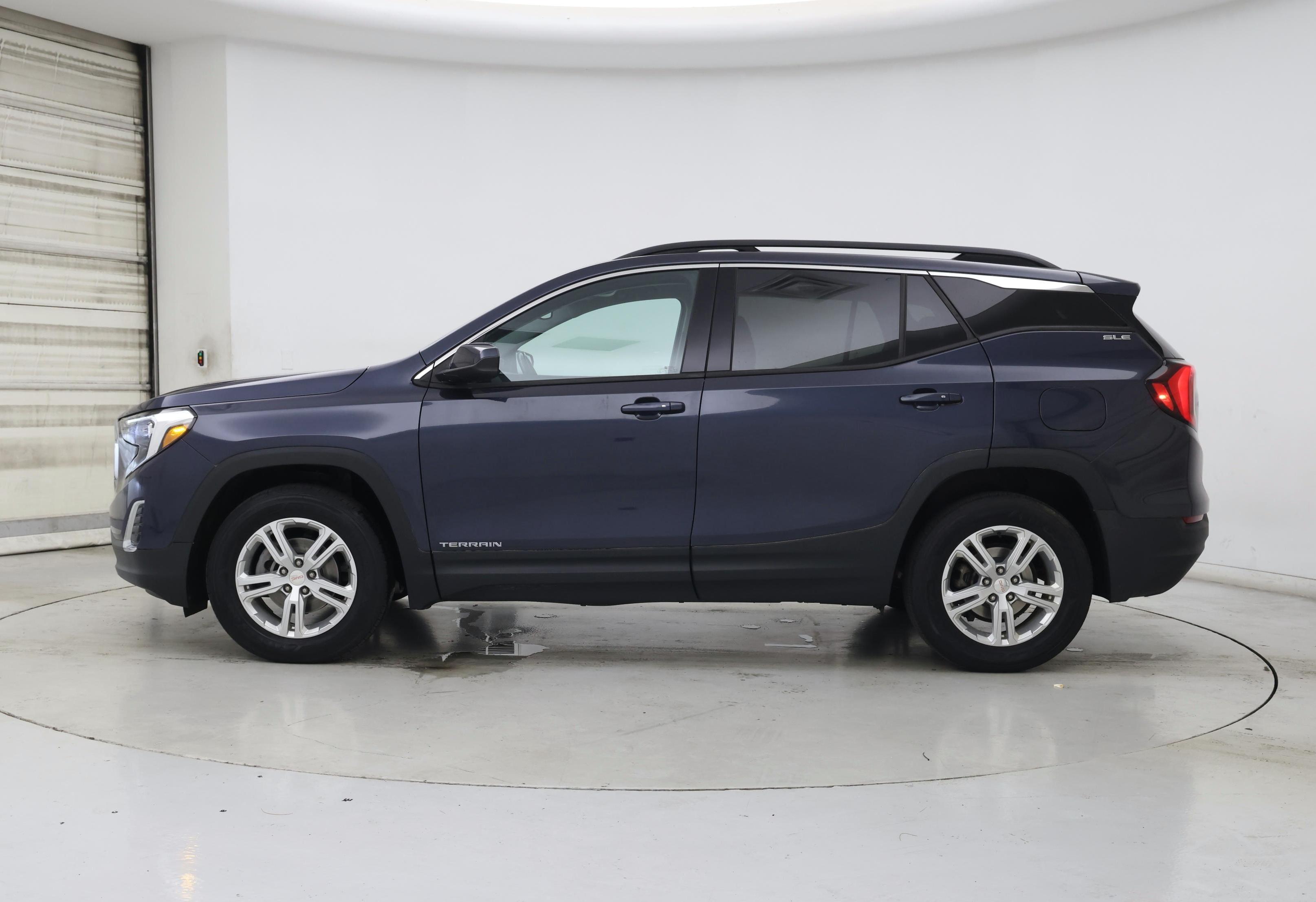 Thumbnail: 2019 GMC Terrain - 3