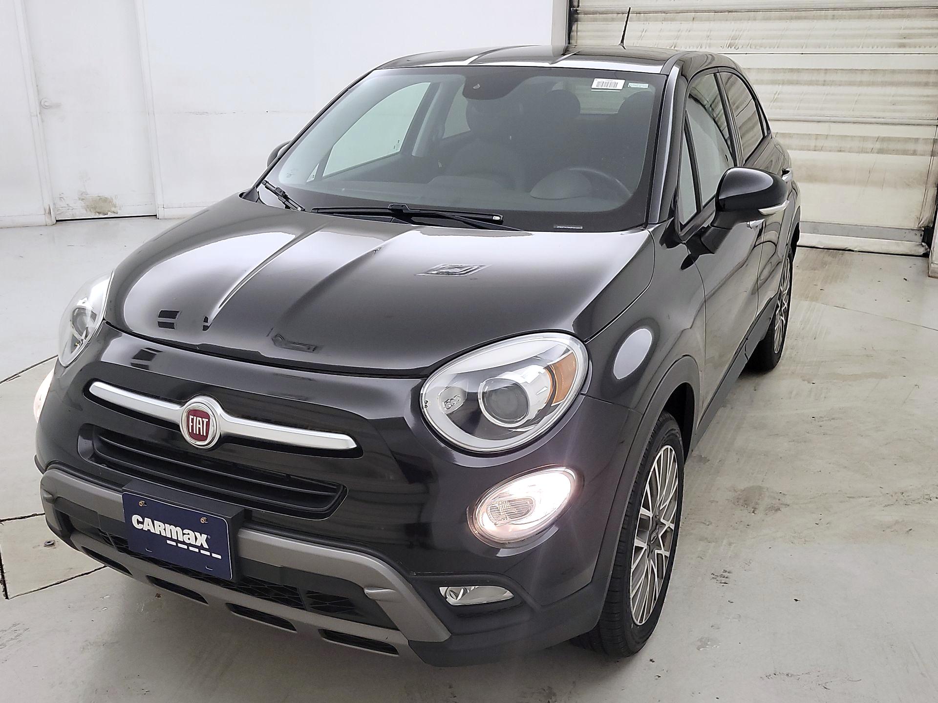 Thumbnail: 2016 Fiat 500X - 3