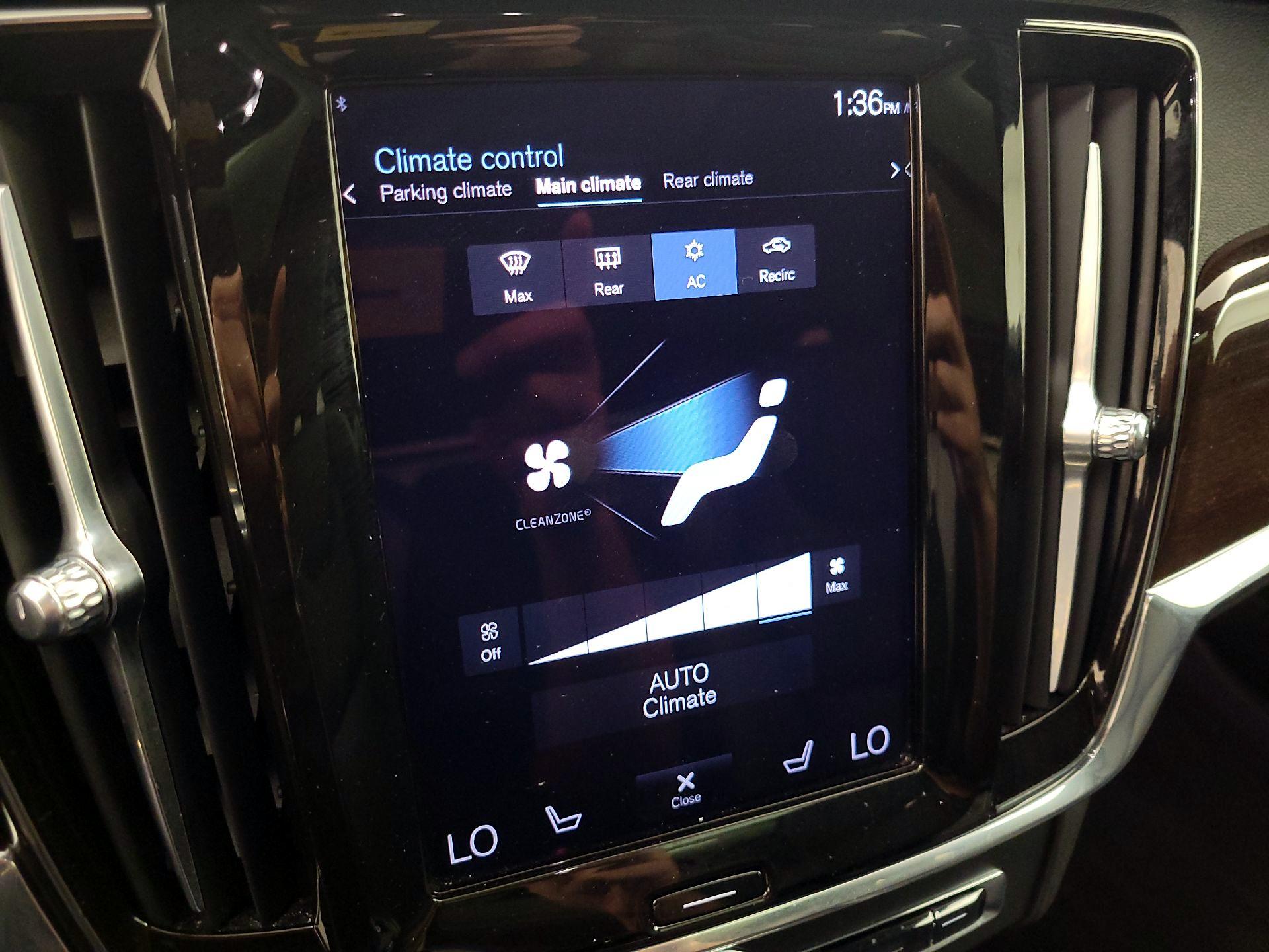 Thumbnail: 2020 Volvo S90 - 17