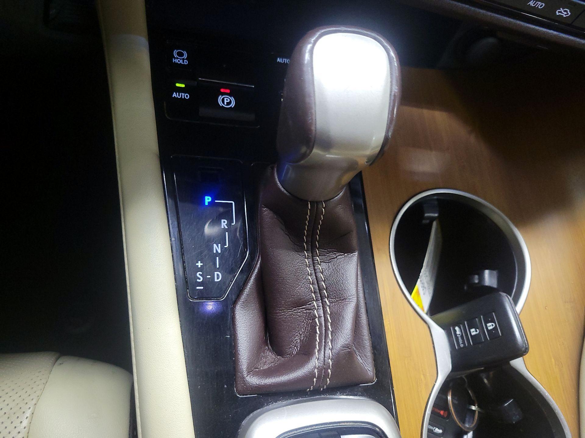Thumbnail: 2016 Lexus RX - 17