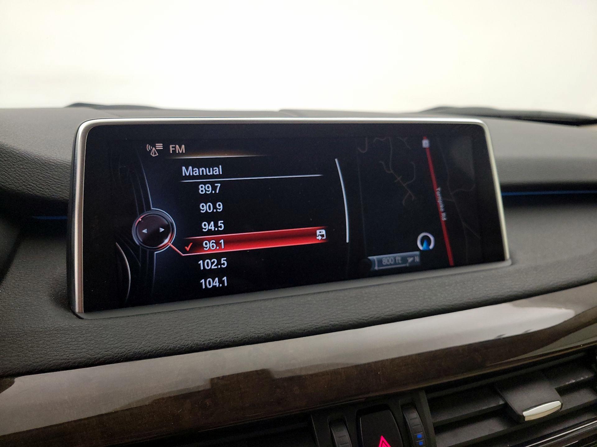 Thumbnail: 2016 BMW X5 - 16