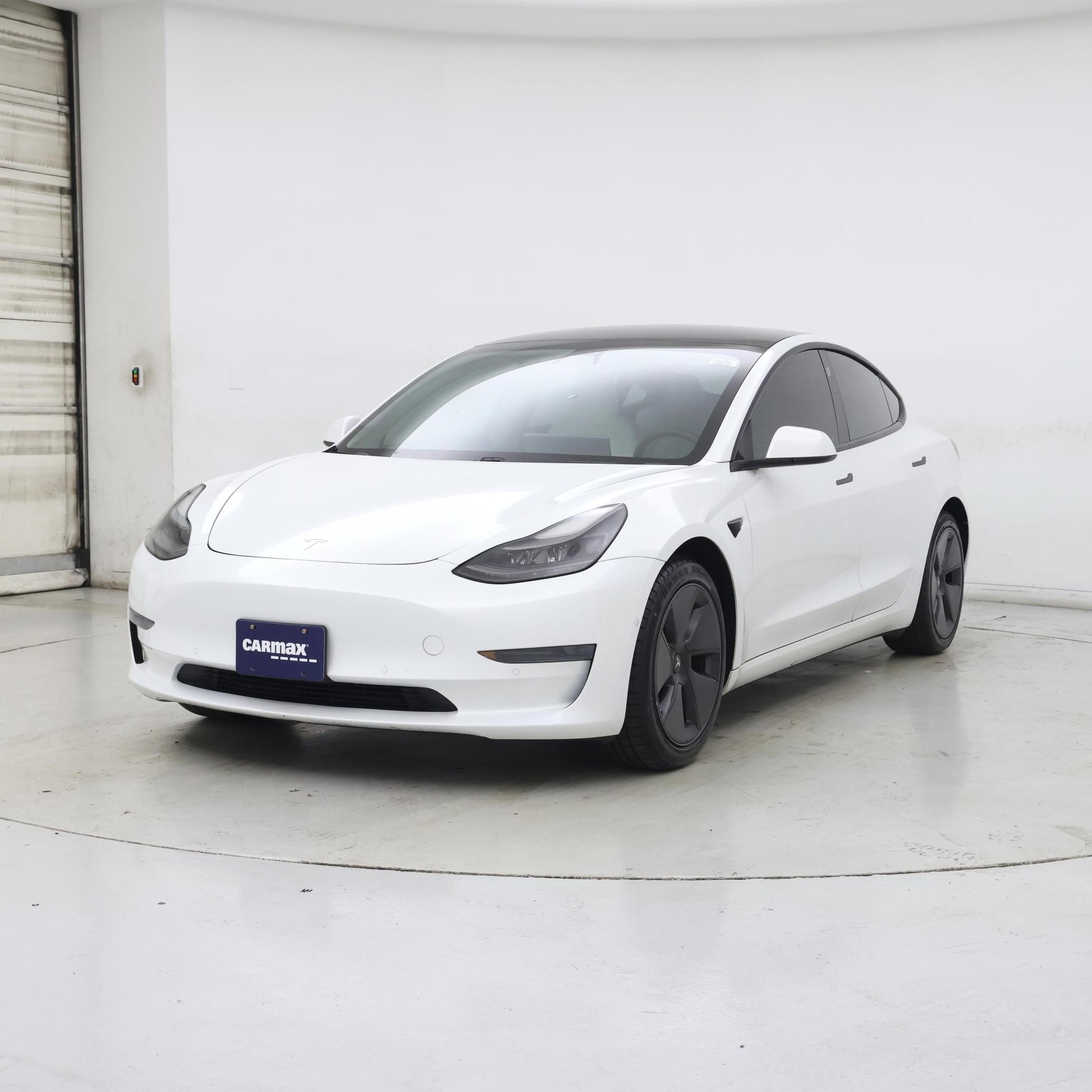 Thumbnail: 2021 Tesla Model 3 - 4