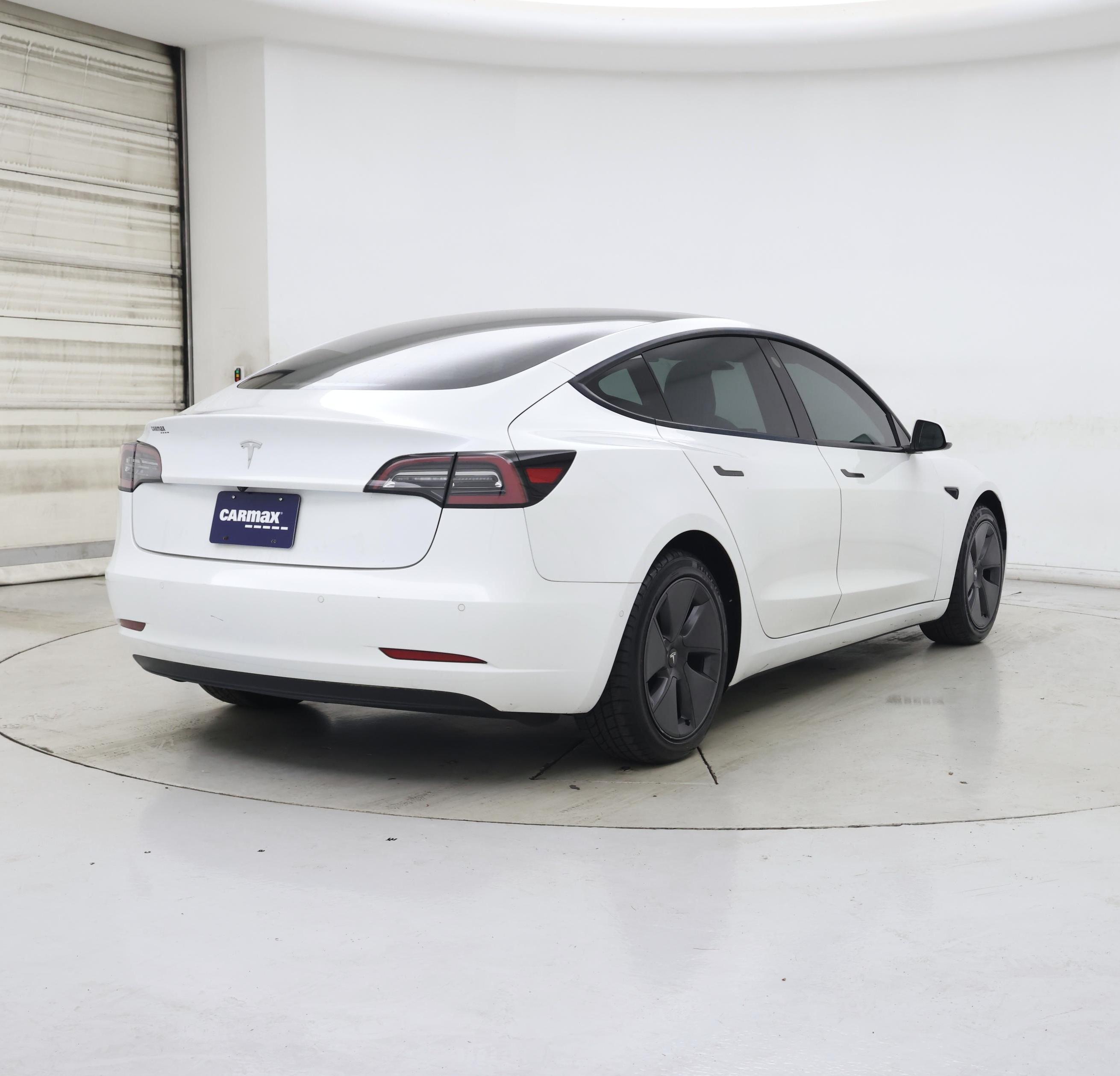 Thumbnail: 2021 Tesla Model 3 - 8