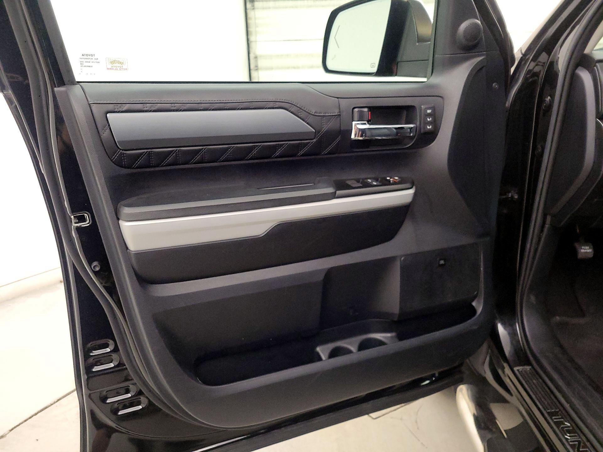 Thumbnail: 2019 Toyota Tundra - 12
