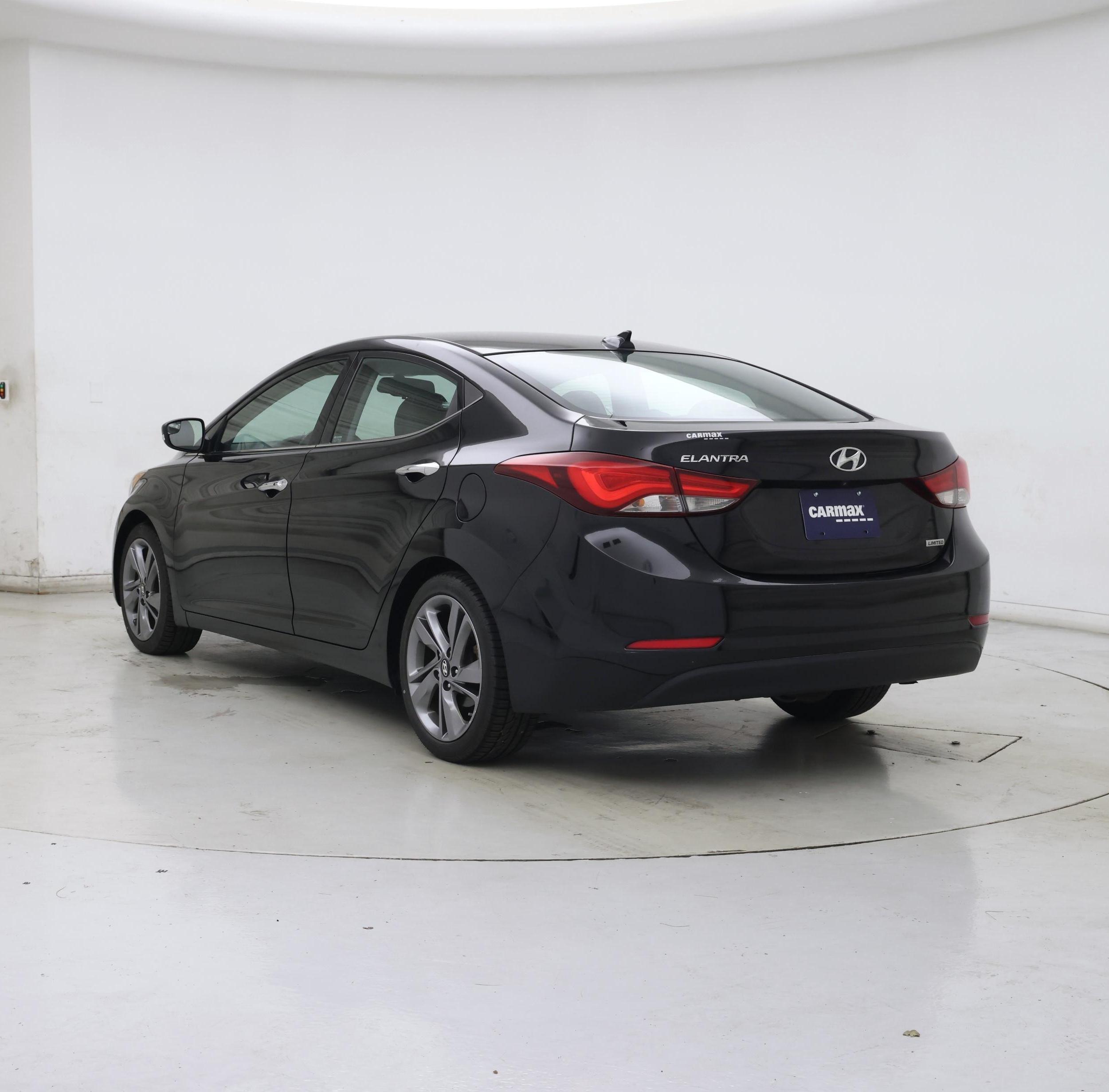 Thumbnail: 2015 Hyundai Elantra - 2