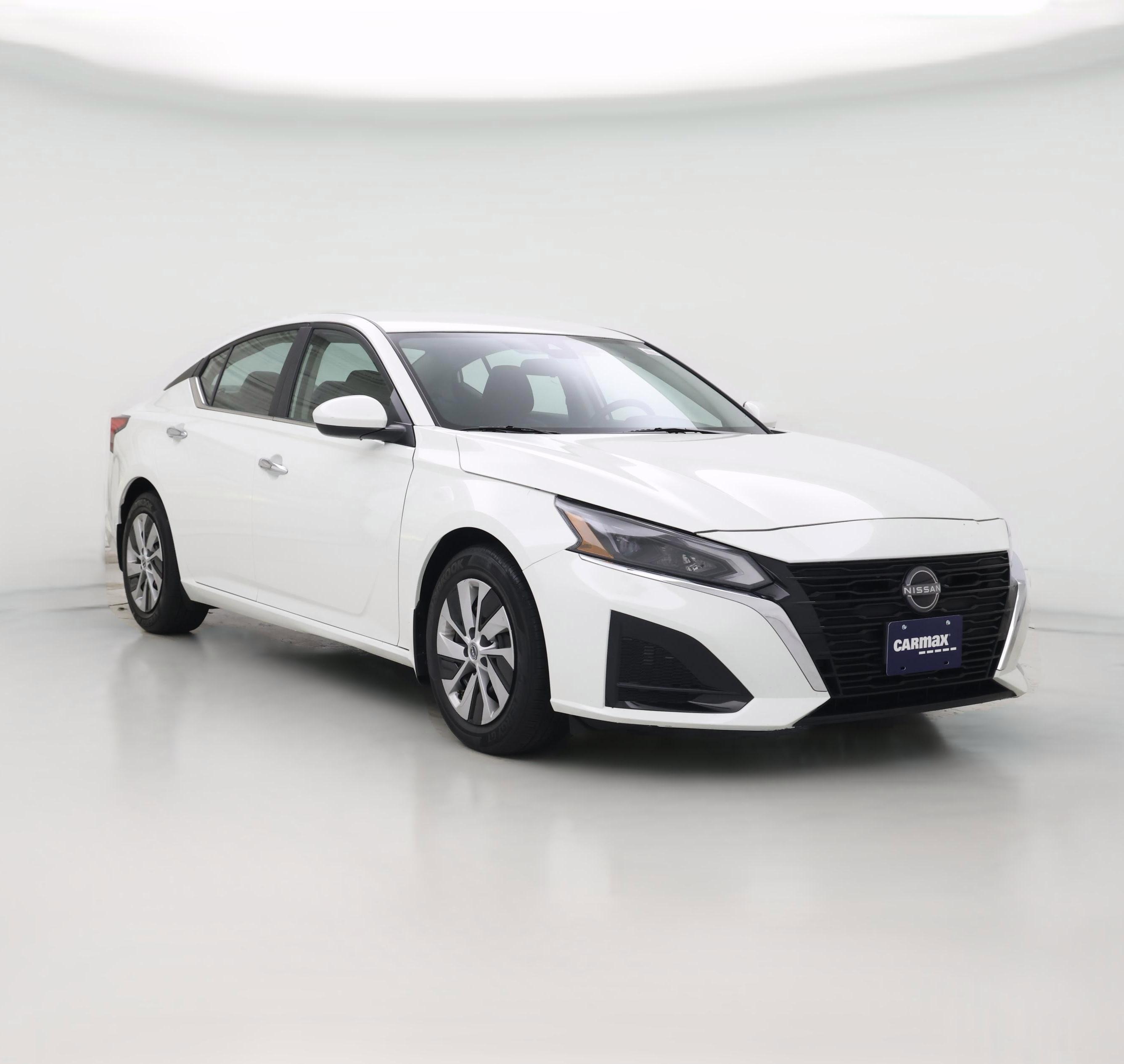 Thumbnail: 2023 Nissan Altima - 1