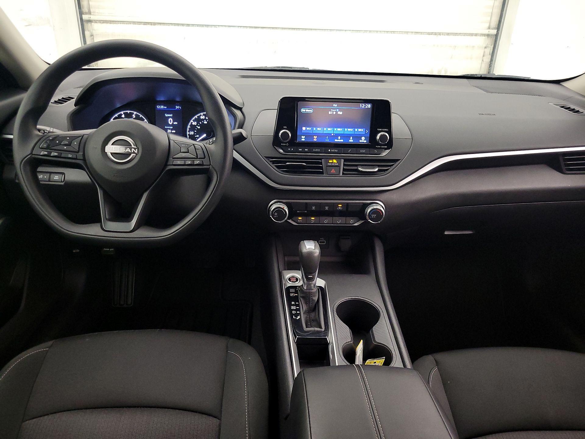 Thumbnail: 2023 Nissan Altima - 9