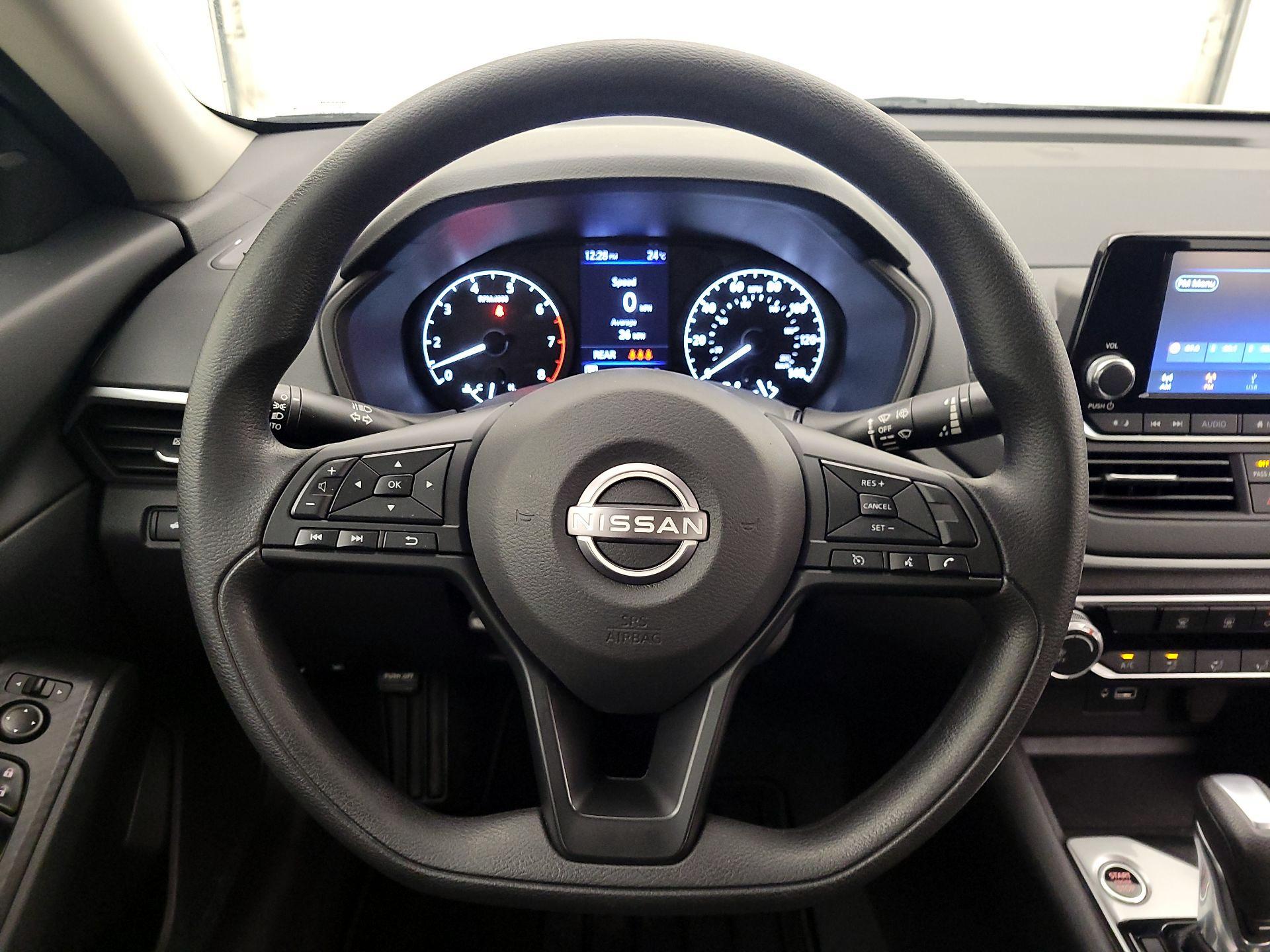 Thumbnail: 2023 Nissan Altima - 10