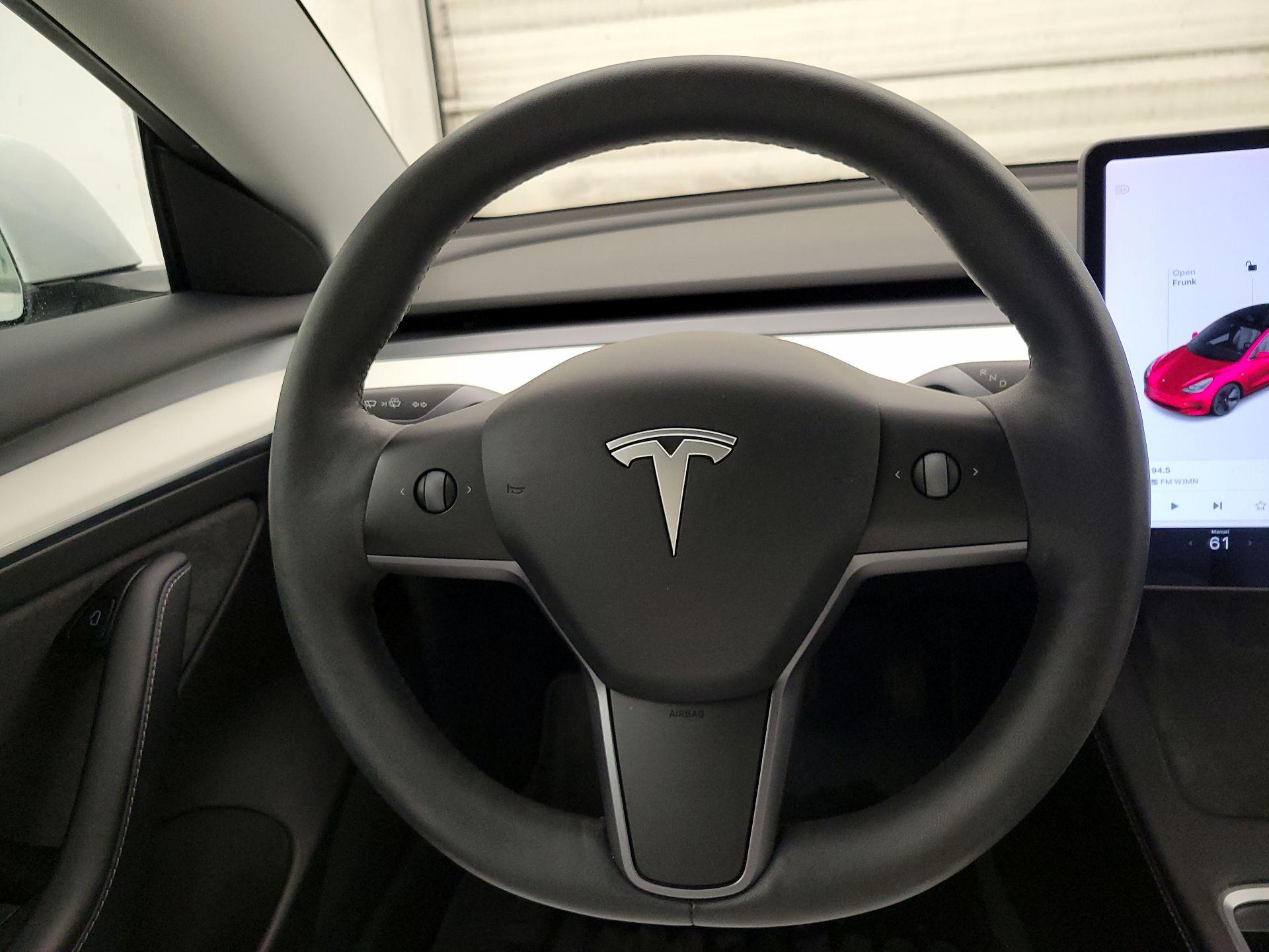 Thumbnail: 2022 Tesla Model 3 - 10