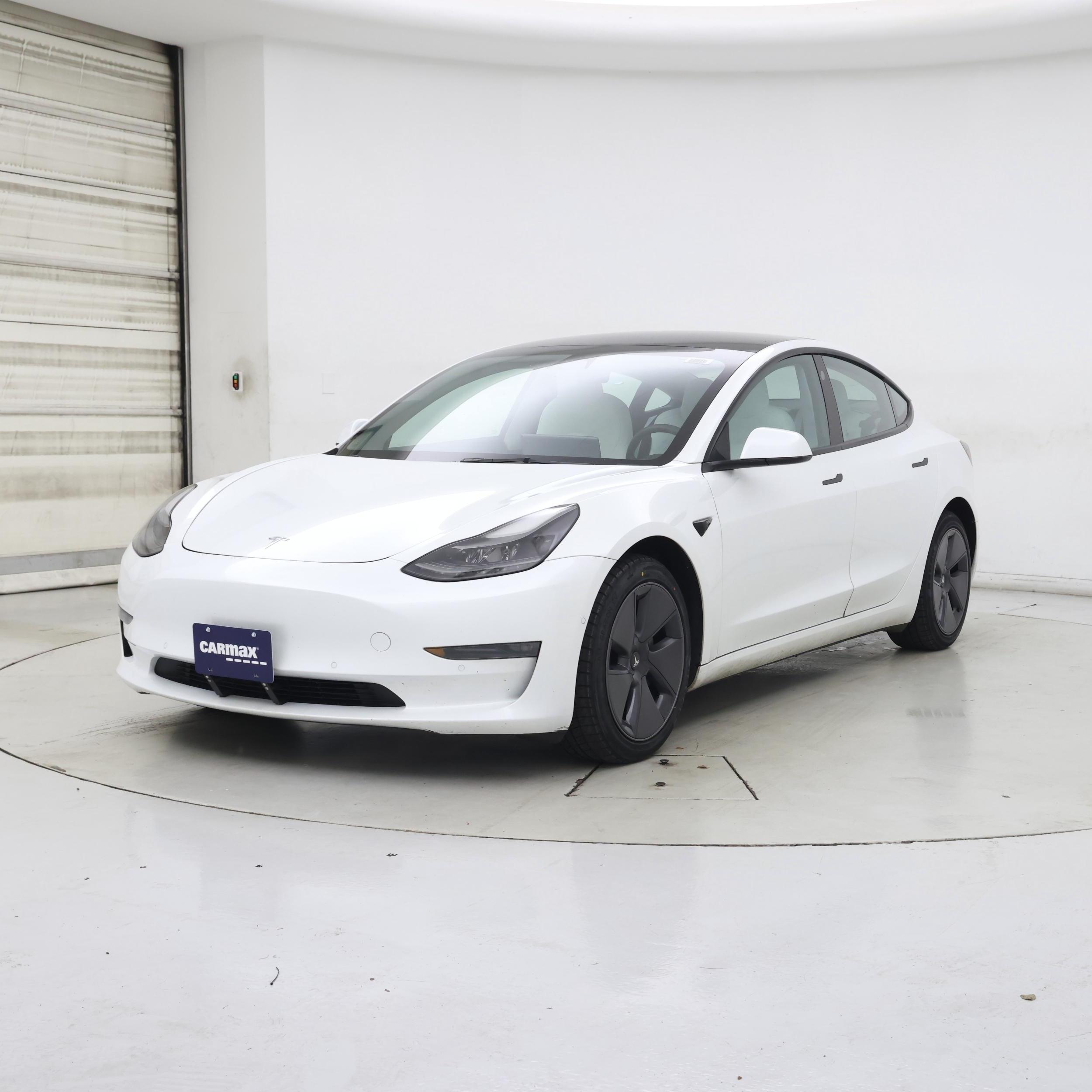 Thumbnail: 2022 Tesla Model 3 - 4