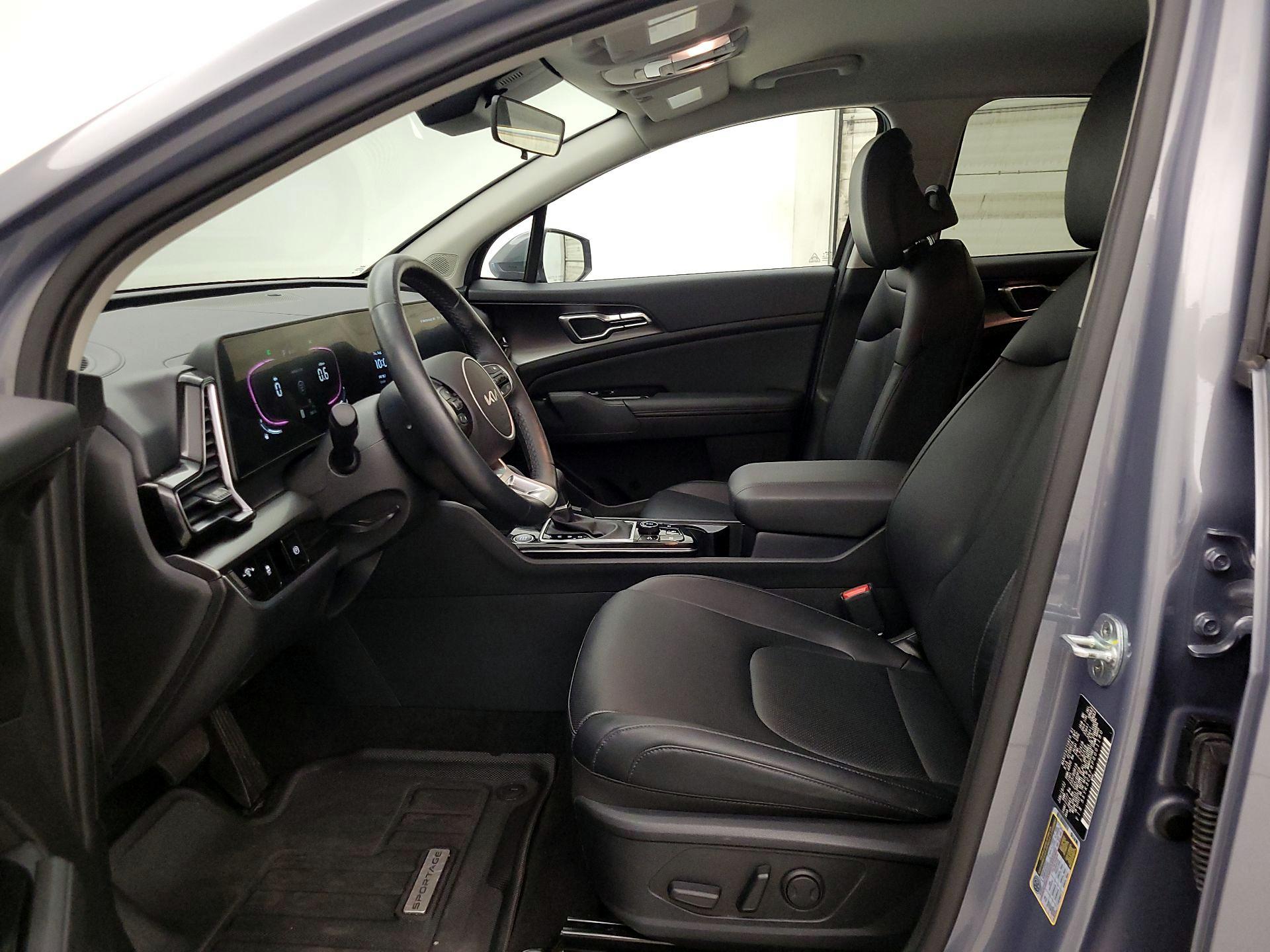 Thumbnail: 2023 Kia Sportage - 11