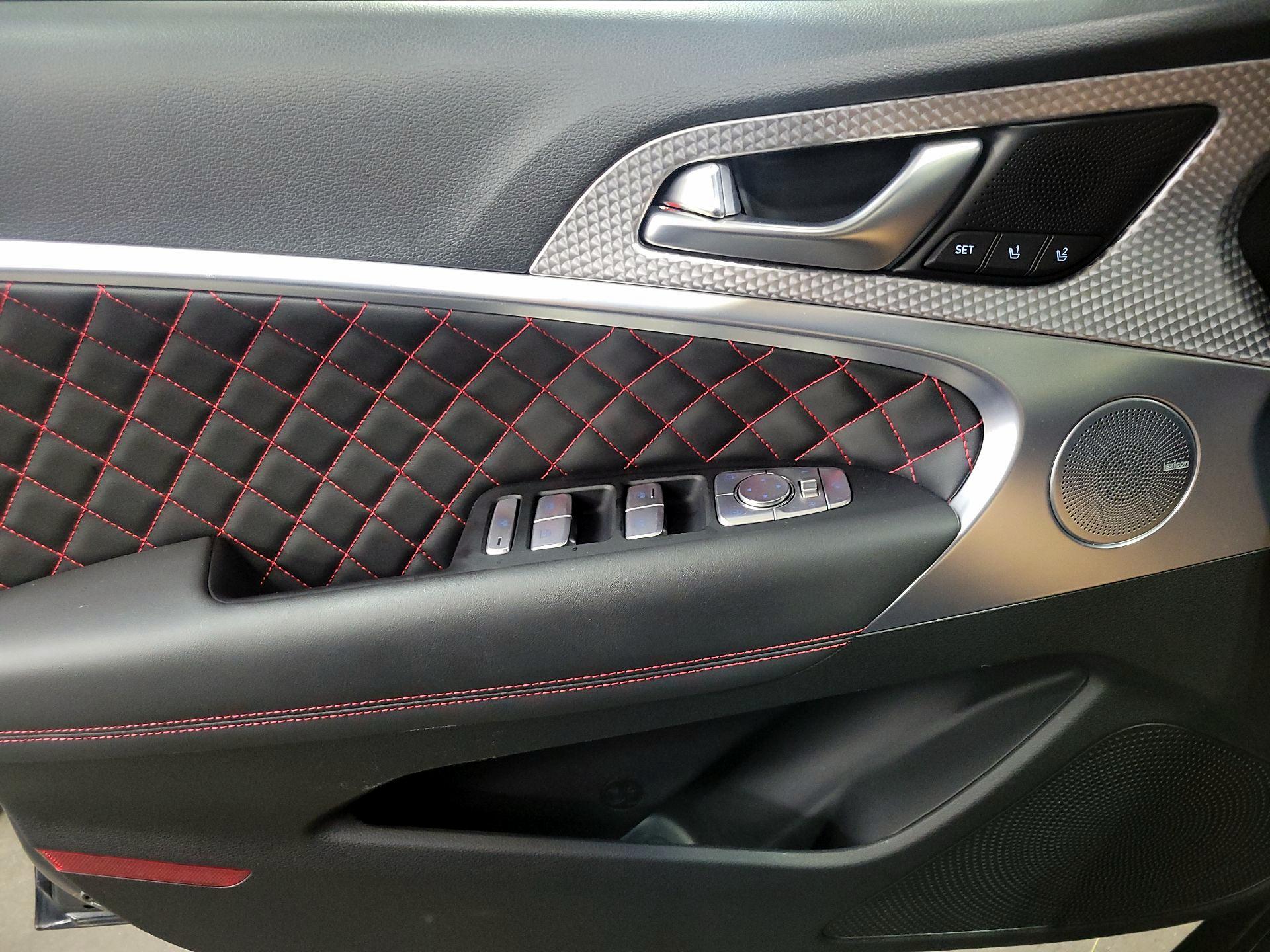 Thumbnail: 2023 Genesis G70 - 12