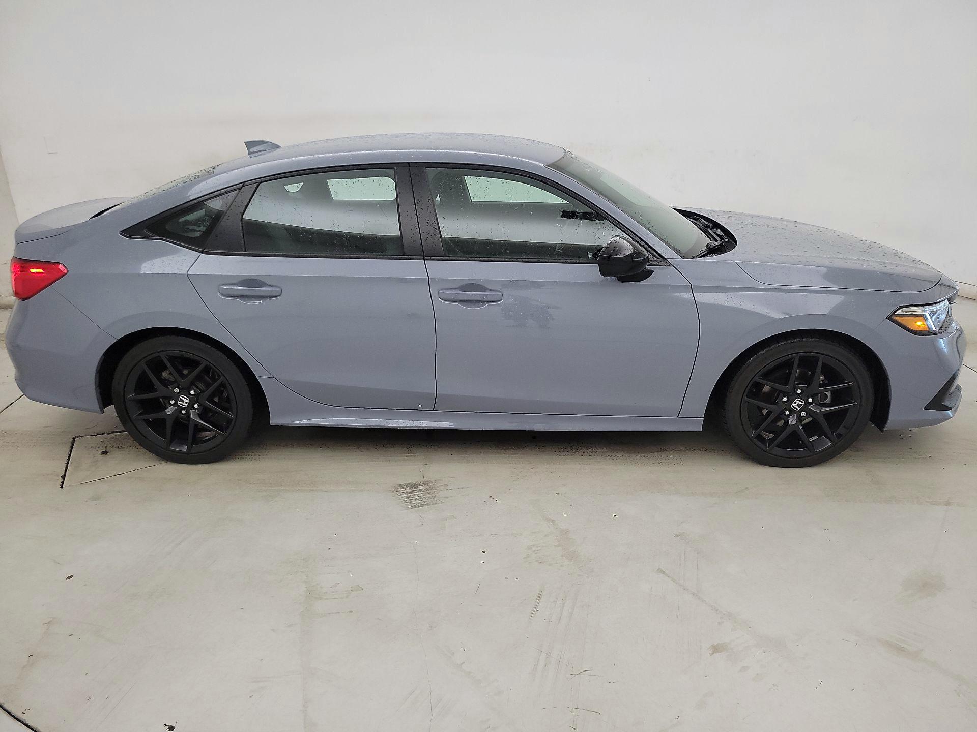 Thumbnail: 2024 Honda Civic - 4
