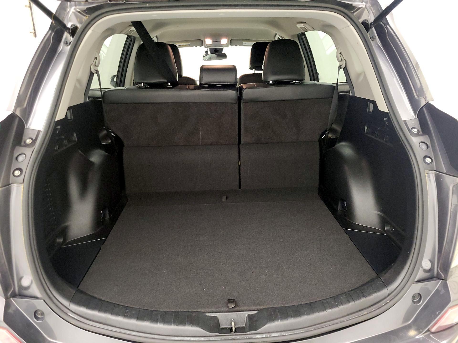 Thumbnail: 2017 Toyota RAV4 - 20
